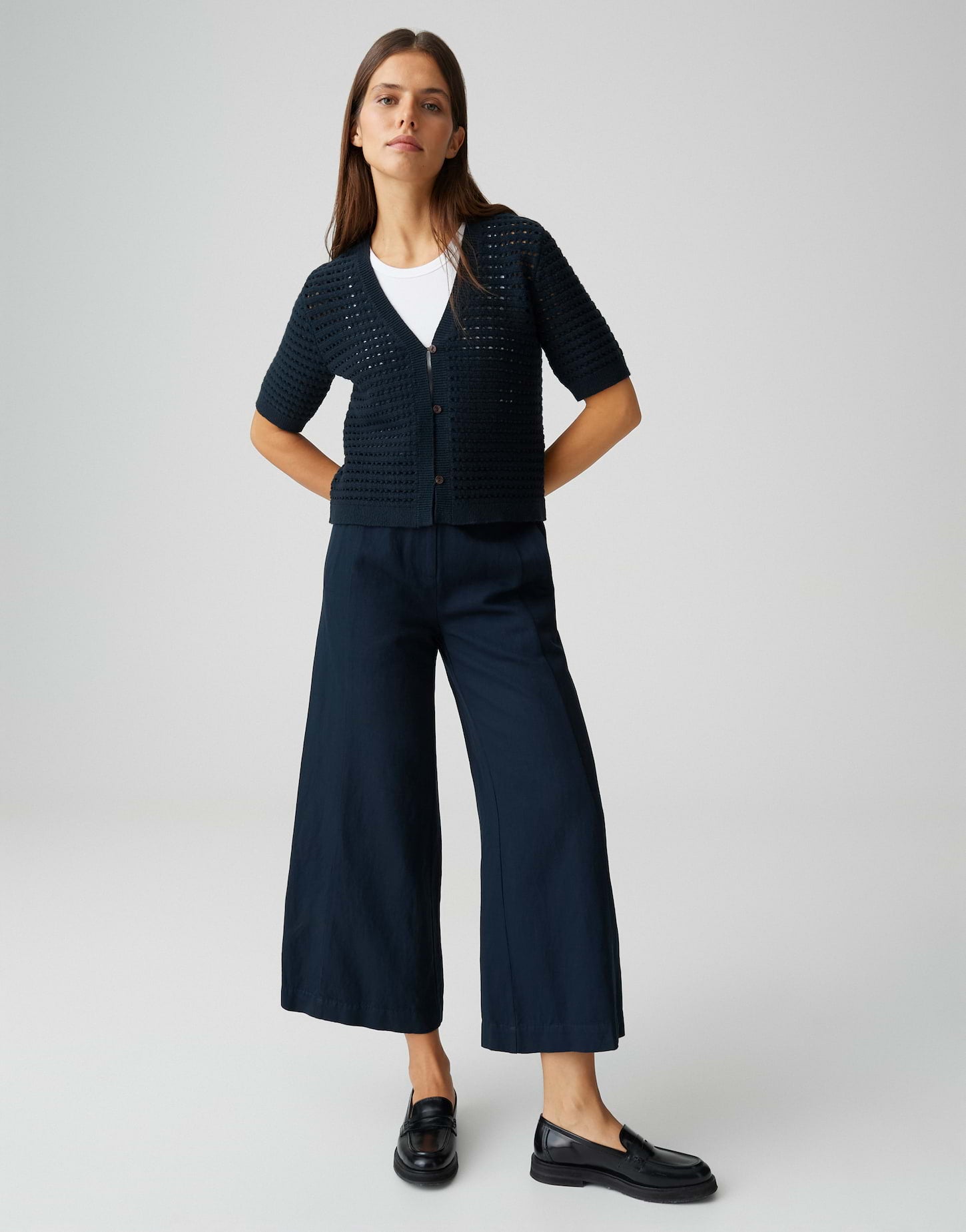 Dostal (Coal Blue)