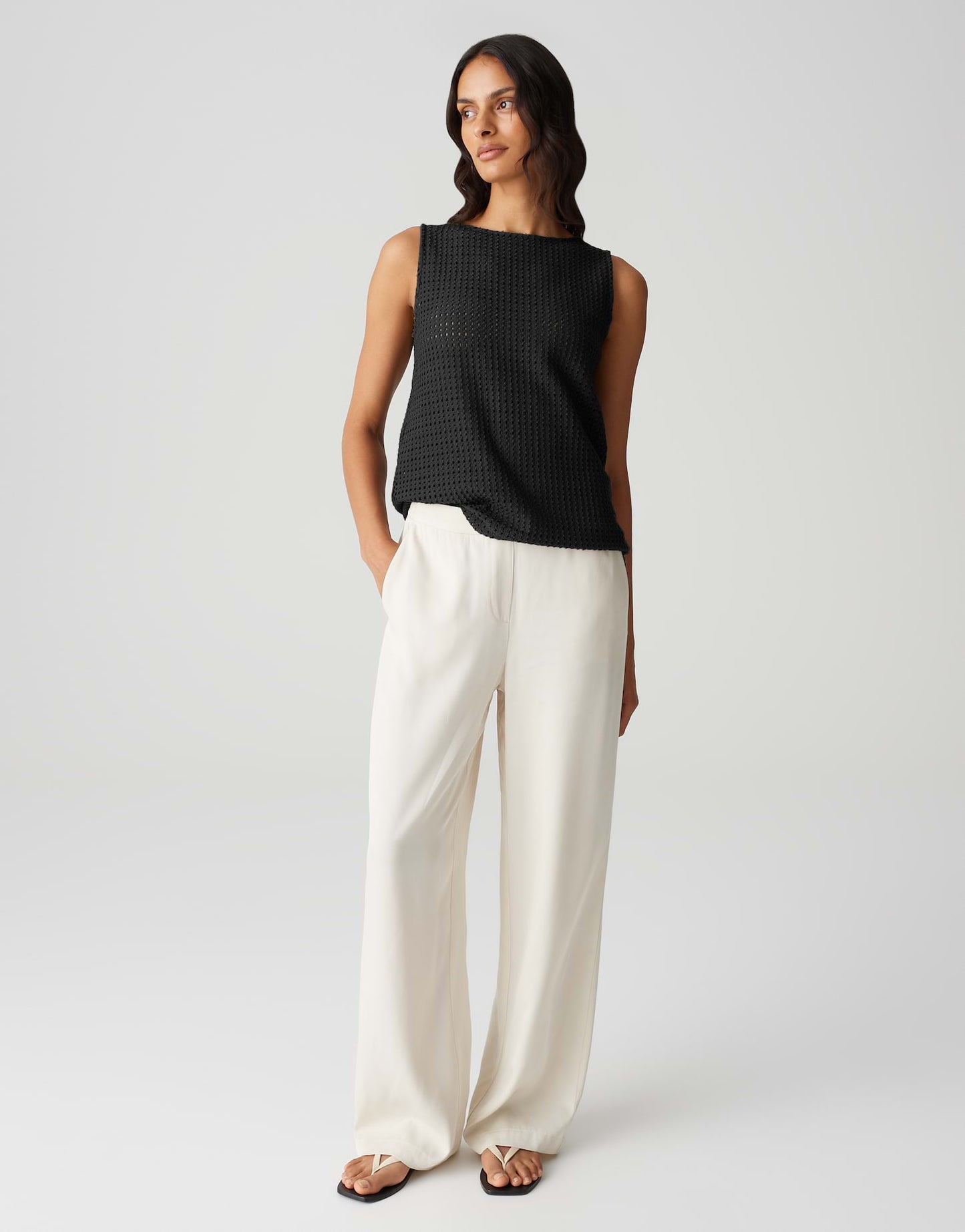 Idali (Black)