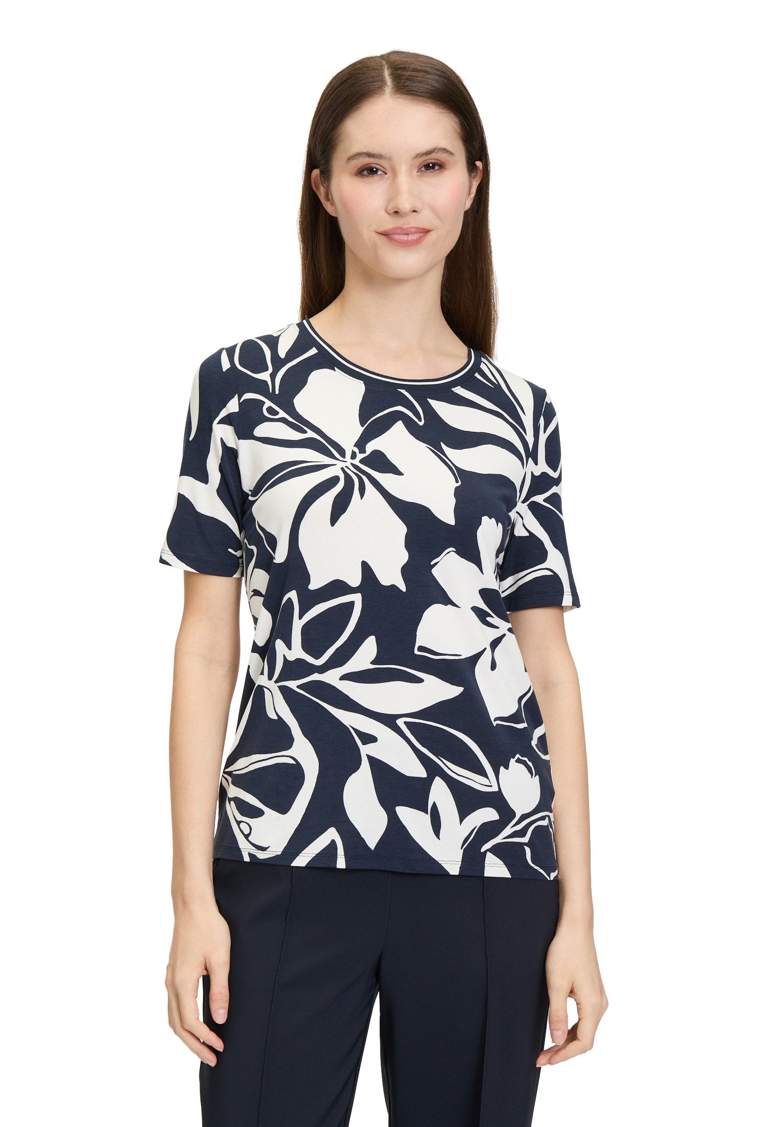 Basic Shirt (Dark Blue/cream)