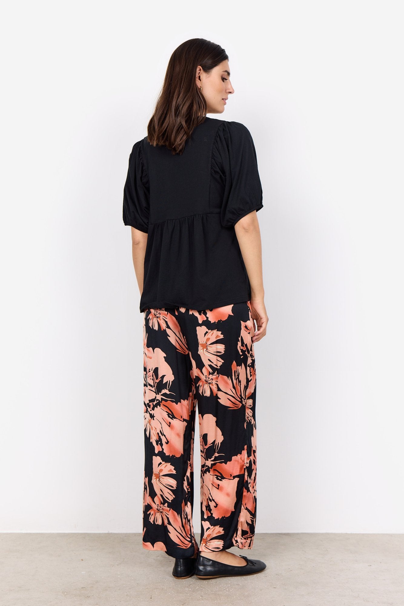 Sc-loraine 7 (Black)