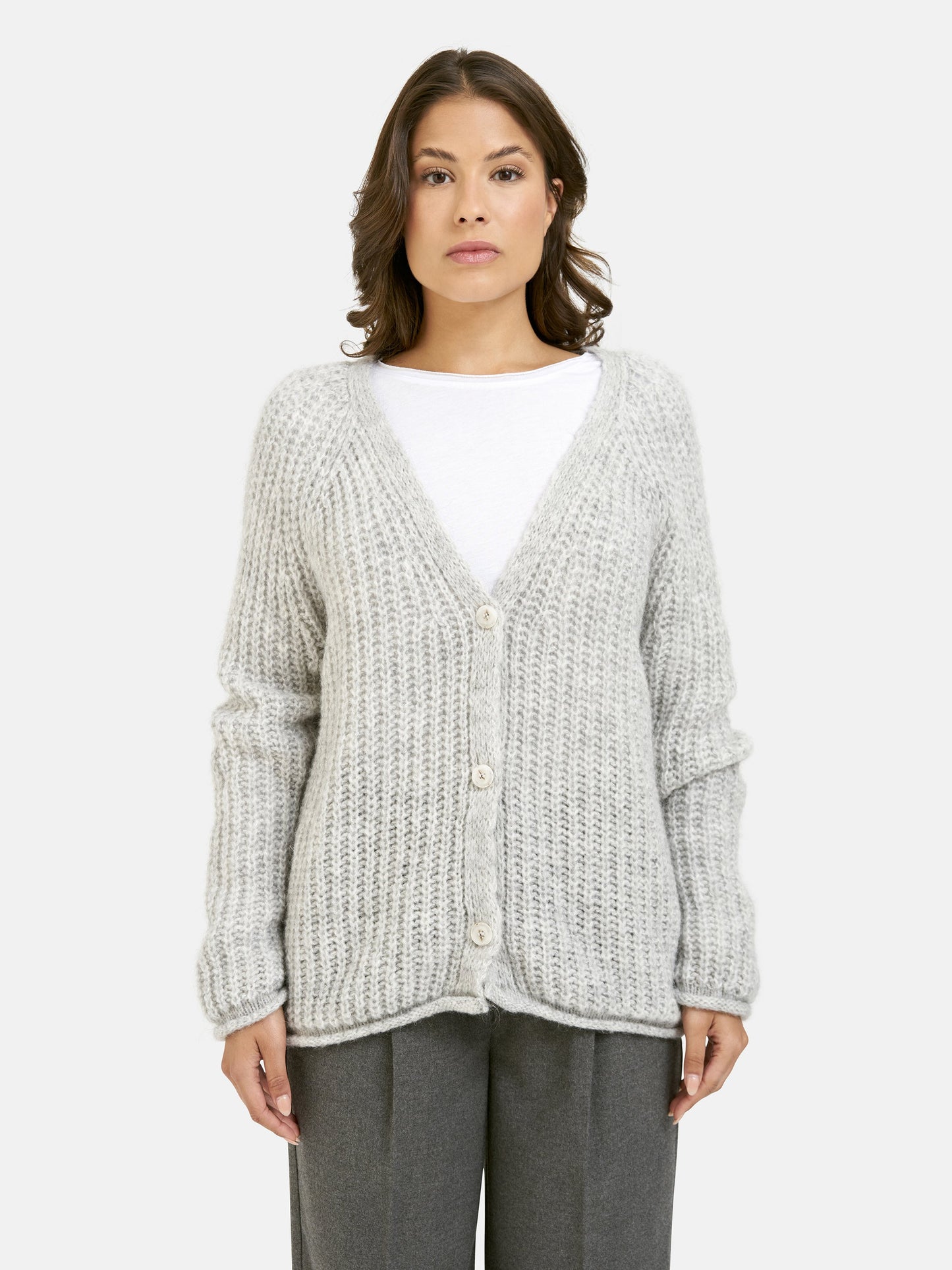 Hairy Raglan V-neck Cardigan (Silver Grey Mela)