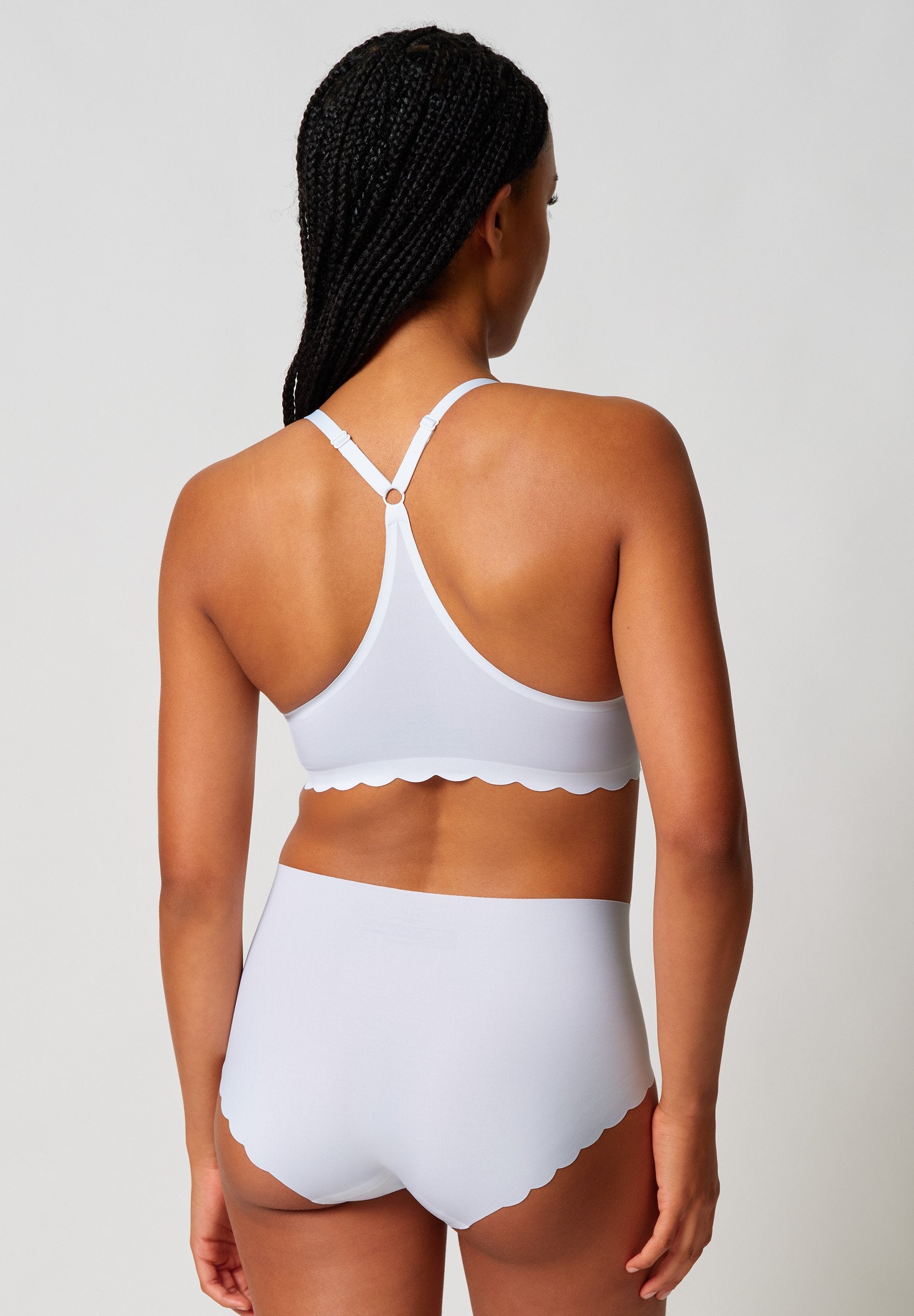 Front-Closure BH (White)