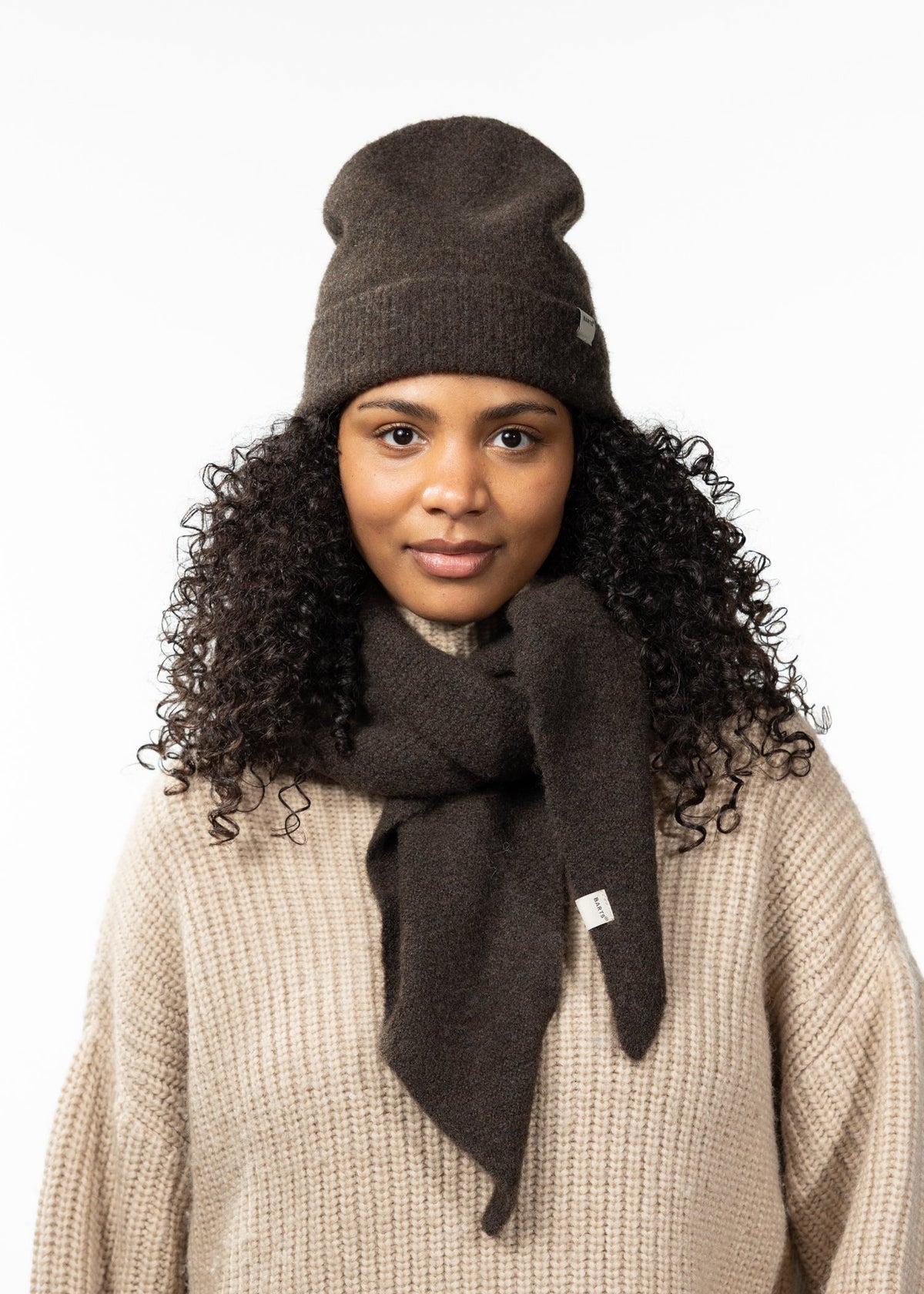 Fhearna Beanie (Beige Dark Brown)