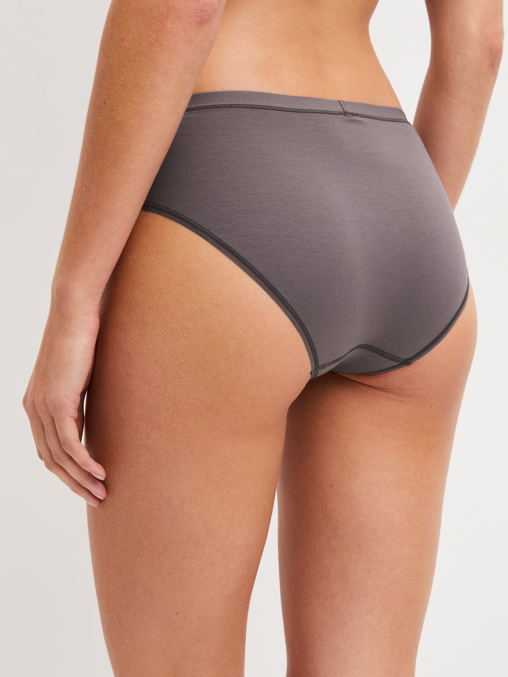 DAMEN Slip (Sparrow Brown)