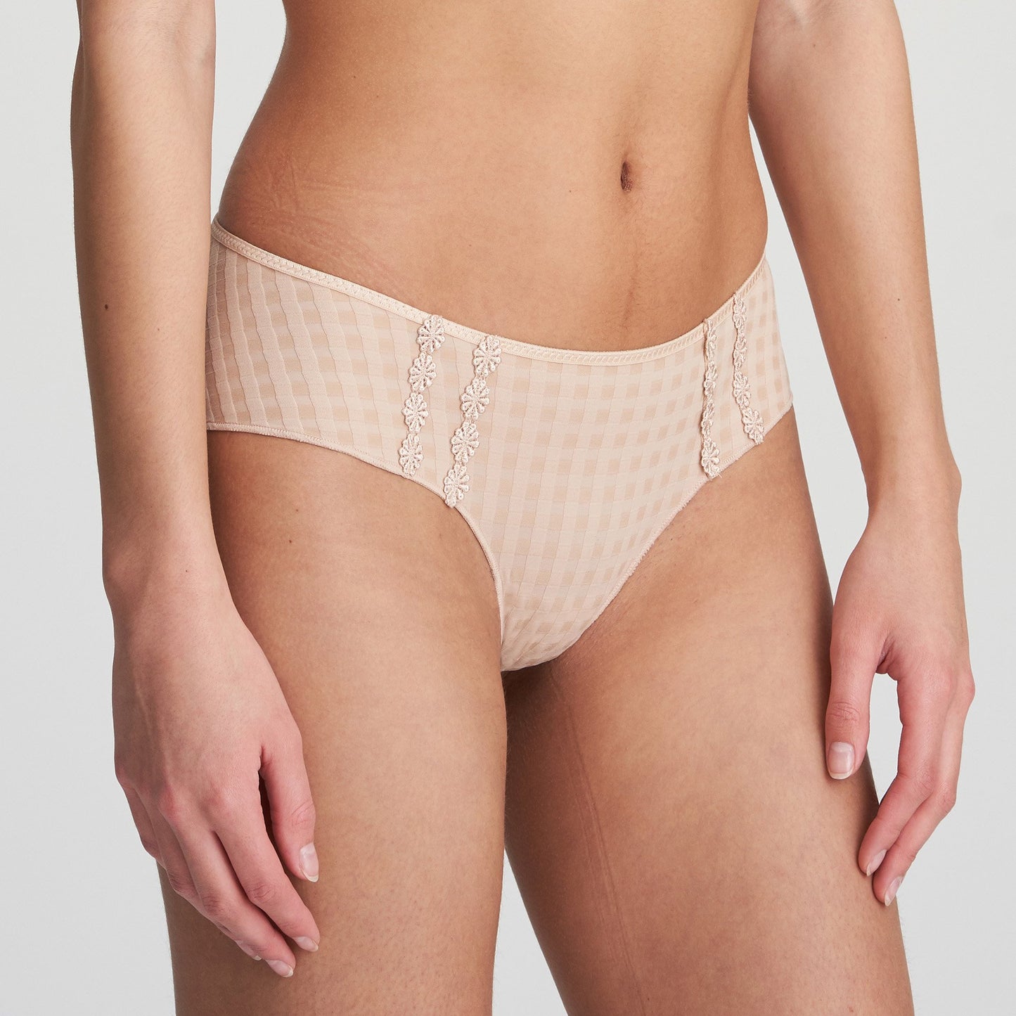 AVERO caffé latte Hotpants (Cal)