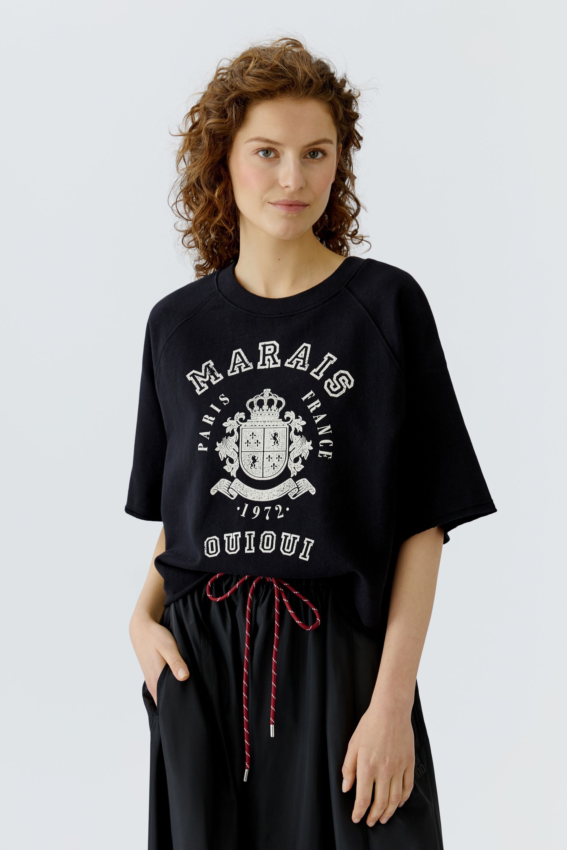 Sweatshirt (Black)