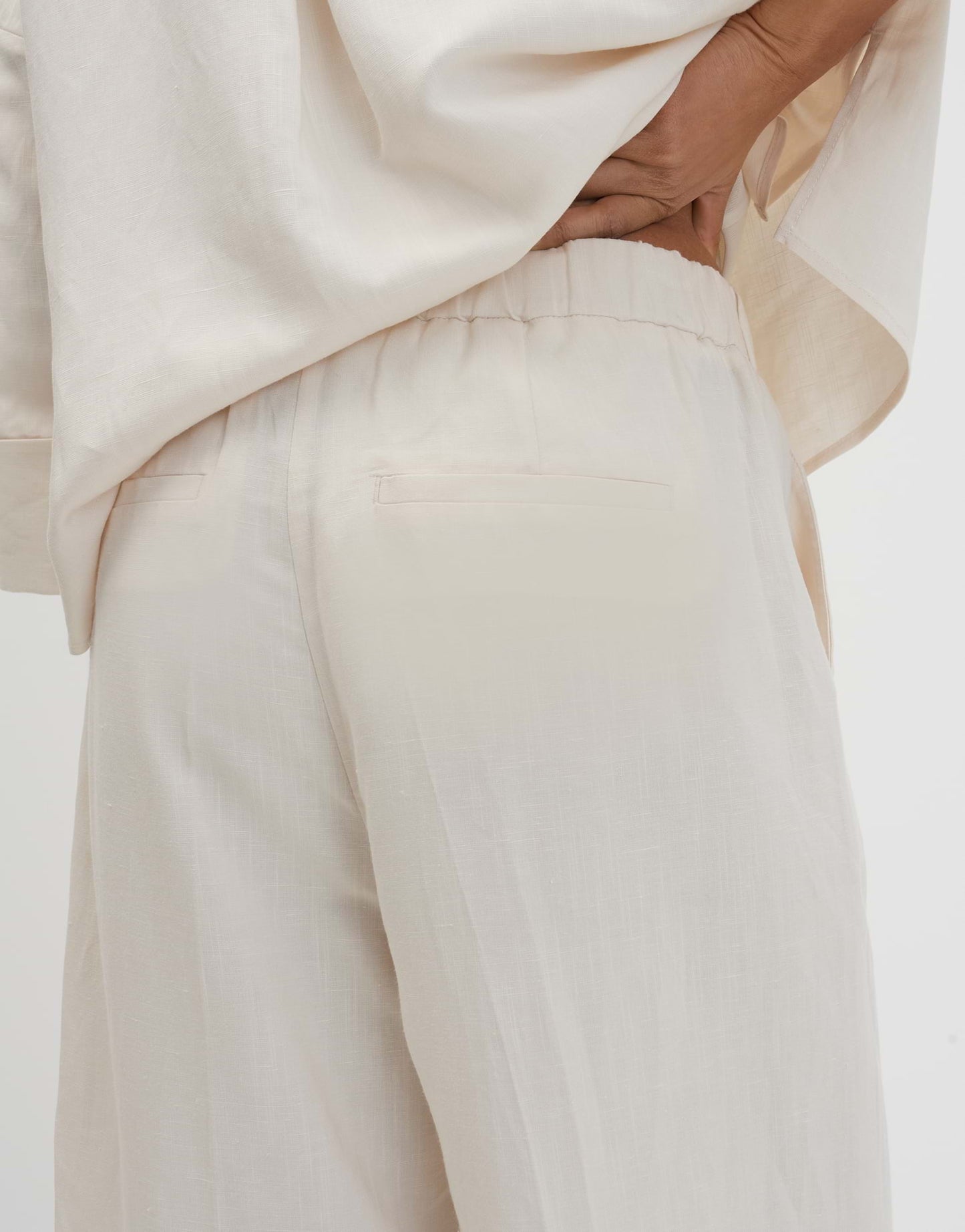 Celino cropped linen (Natural Glaze)