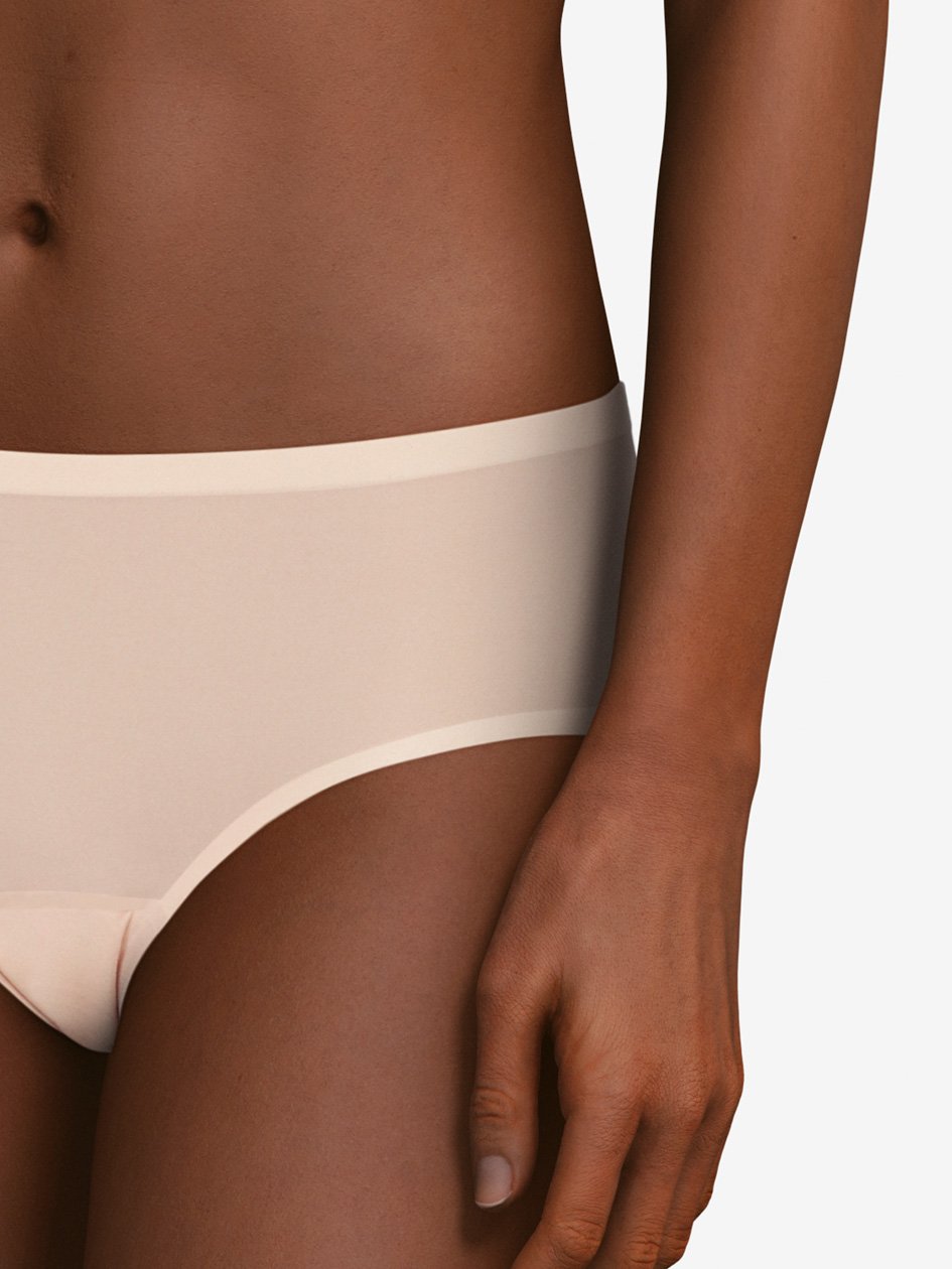 SoftStretch Shorty (01n Beige Dore)