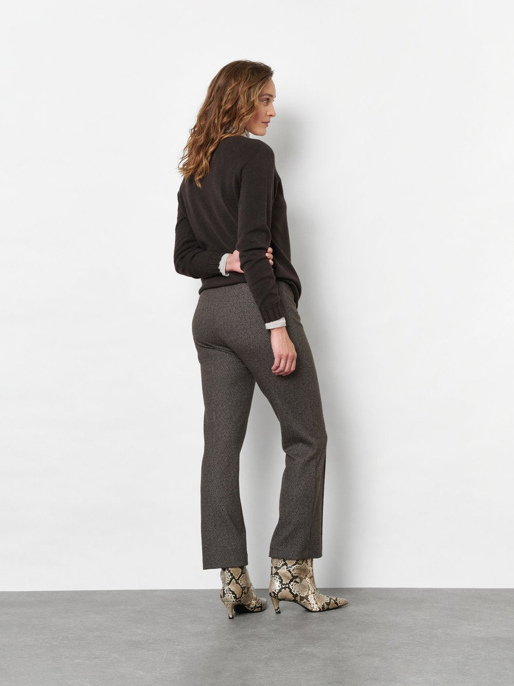 Jenny Kick 7/8 (Dark Brown)