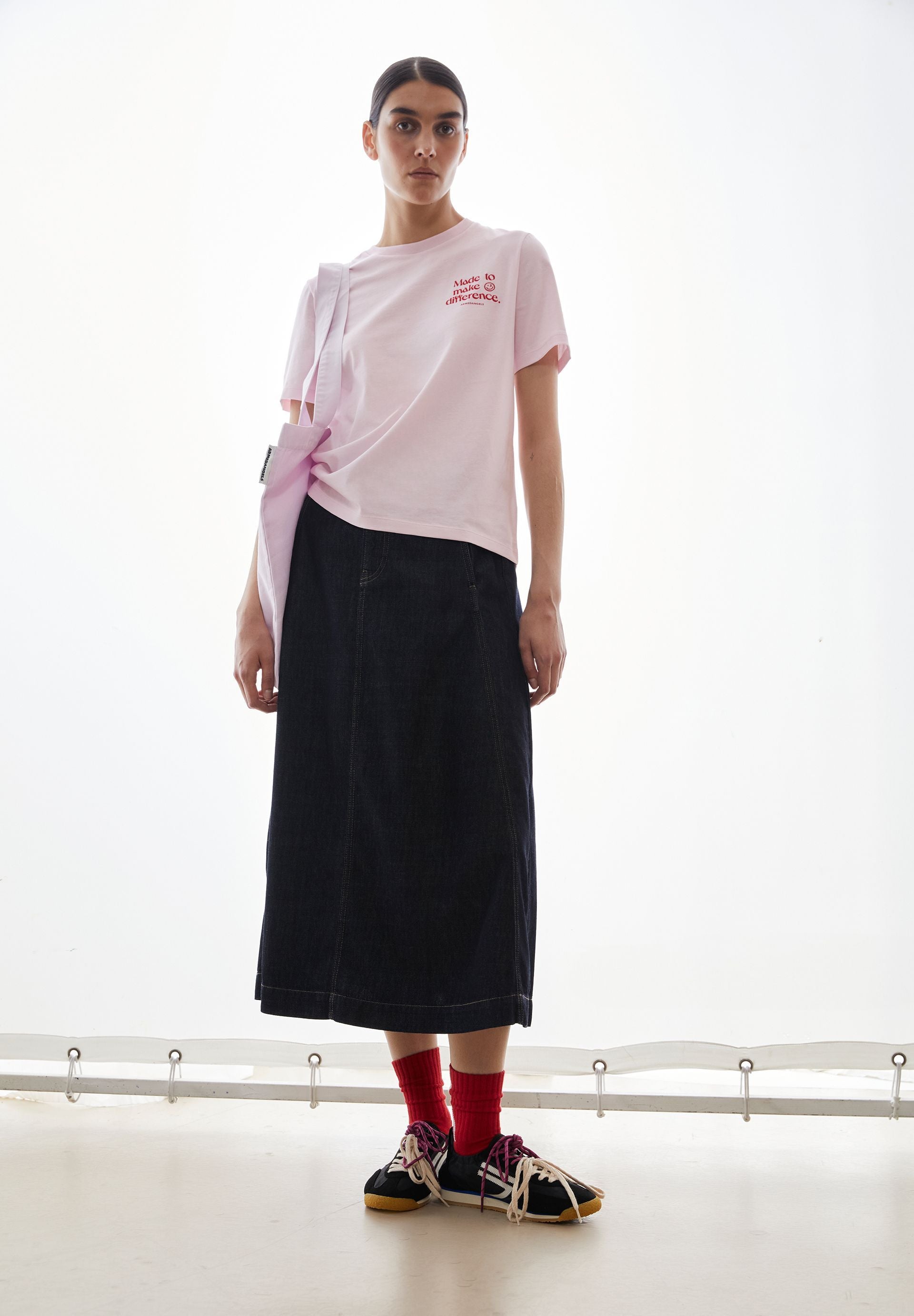 Lualaa Embro T-shirt (Pink Mist)