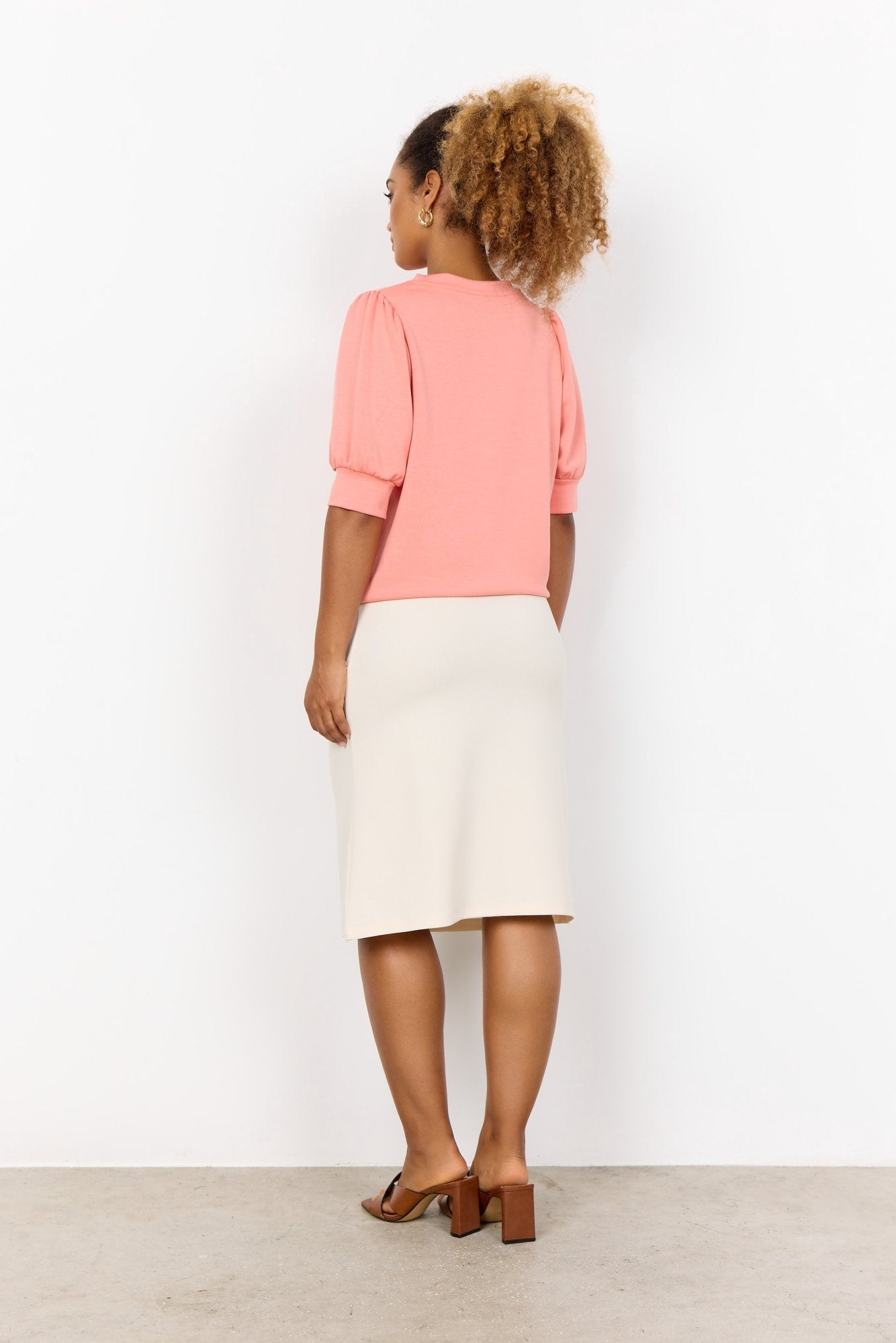 Sc-banu 83 (Peach Pink)