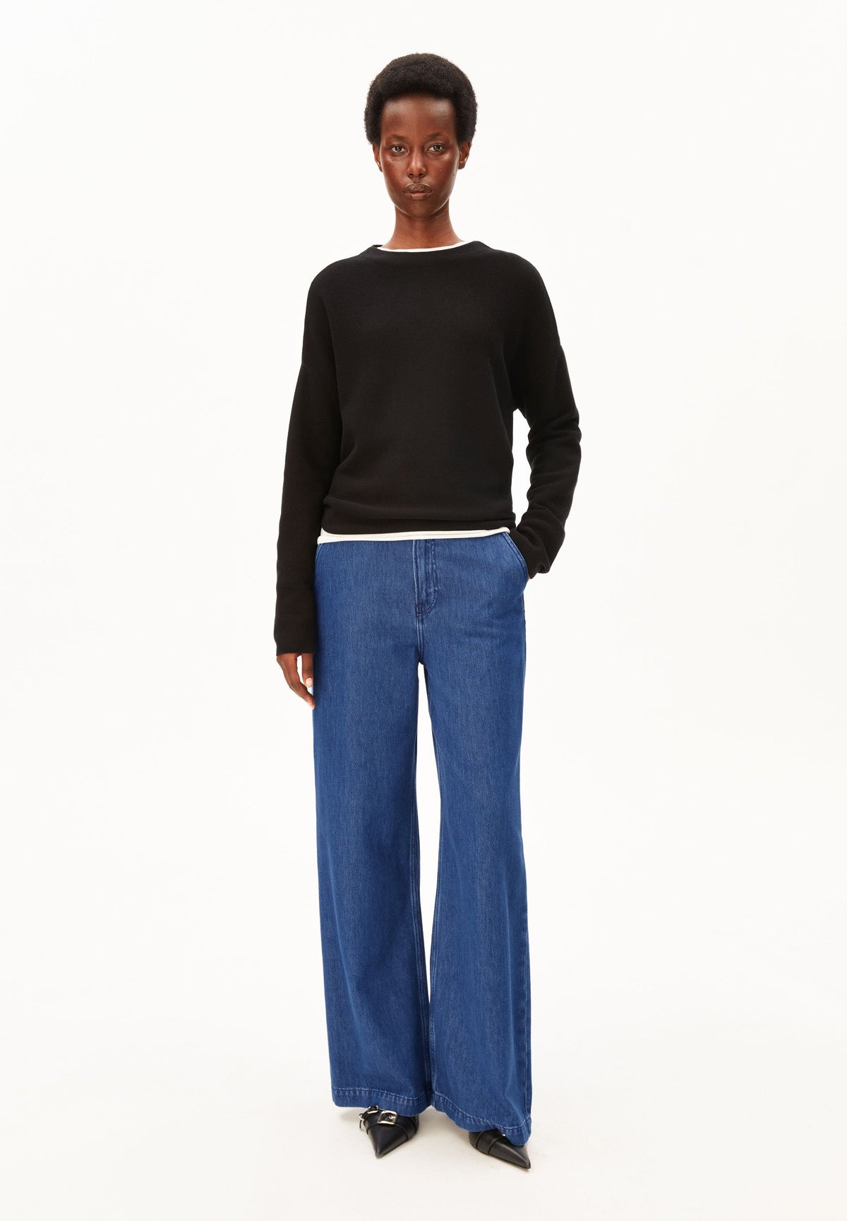 Merinaa Links Links Sweater (Black)