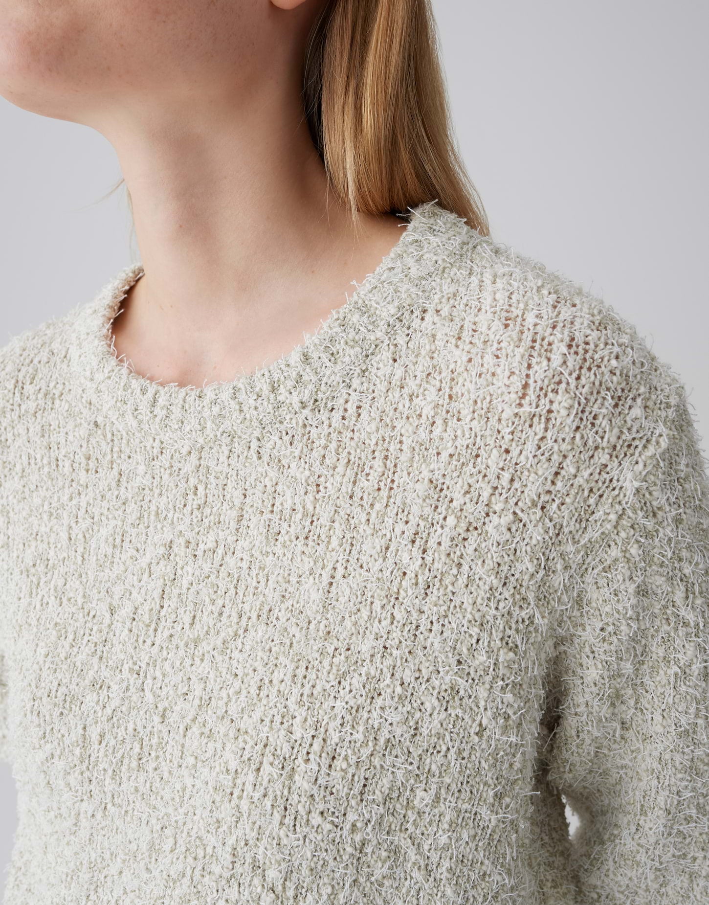 Pamos (Pale Olive)