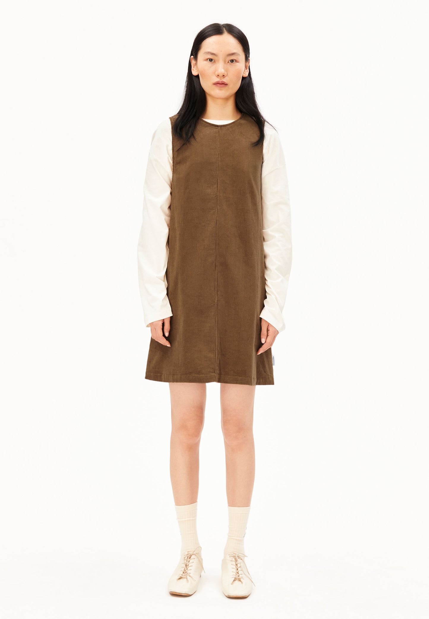 Corduroy R-neck Mini Dress (Amberwood)