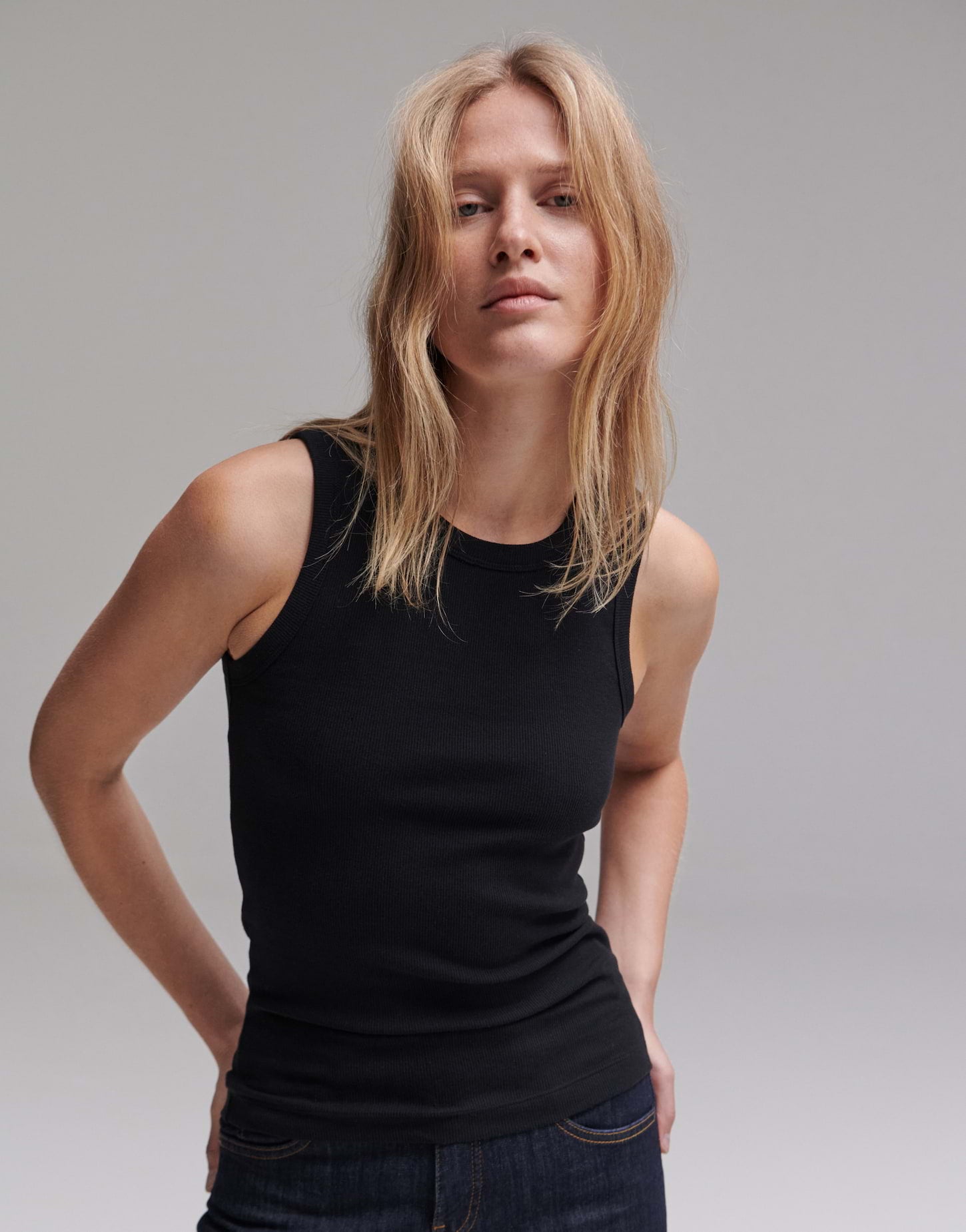 Ilesso (Black)