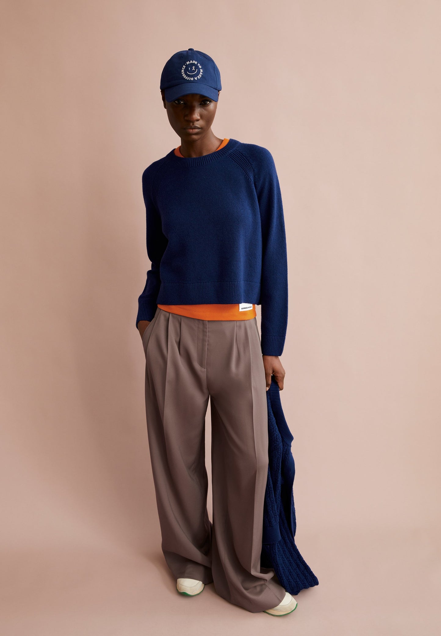 Diliriaa Reglana (Blue Noon)