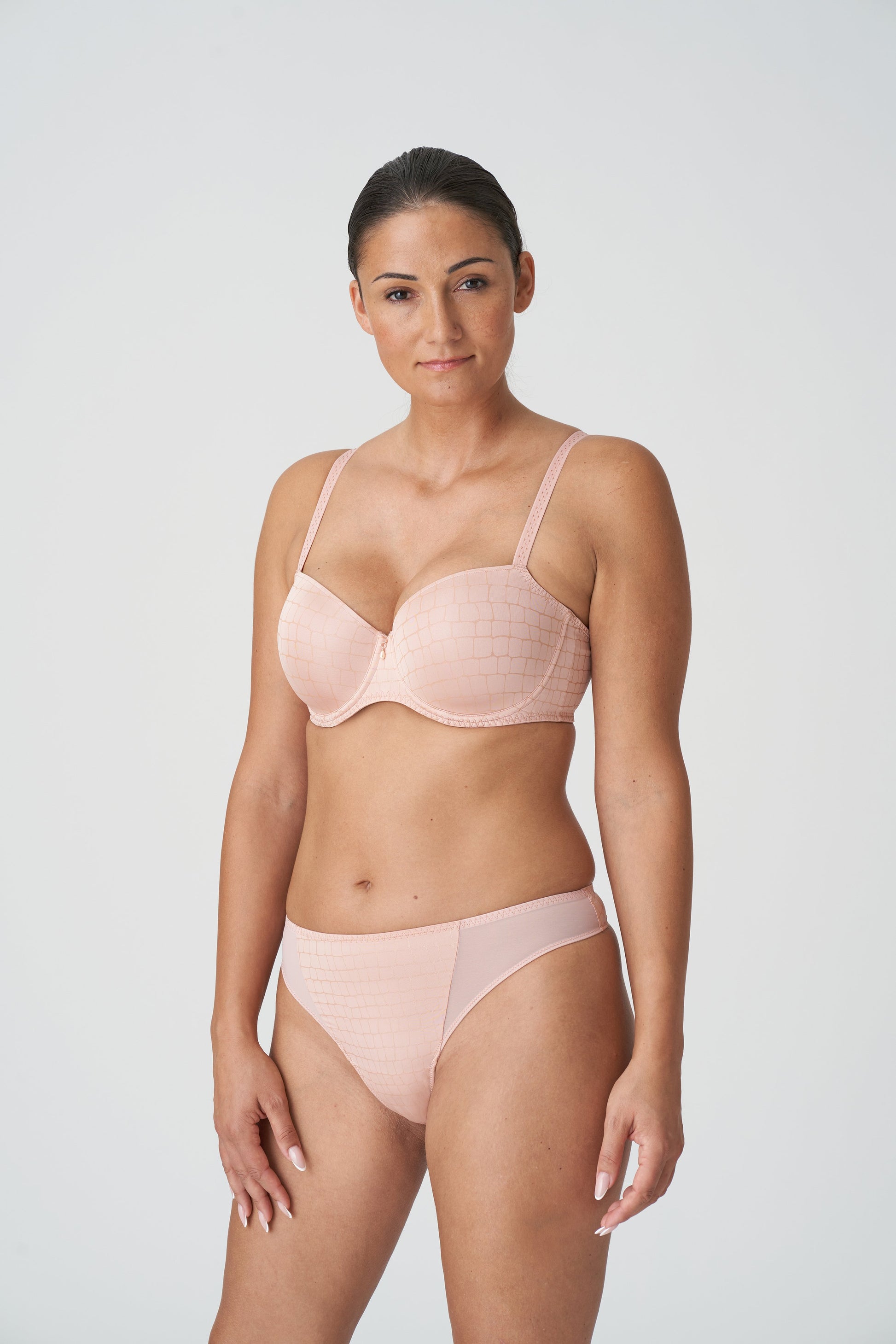TORRANCE Dusty Pink String (Dup)