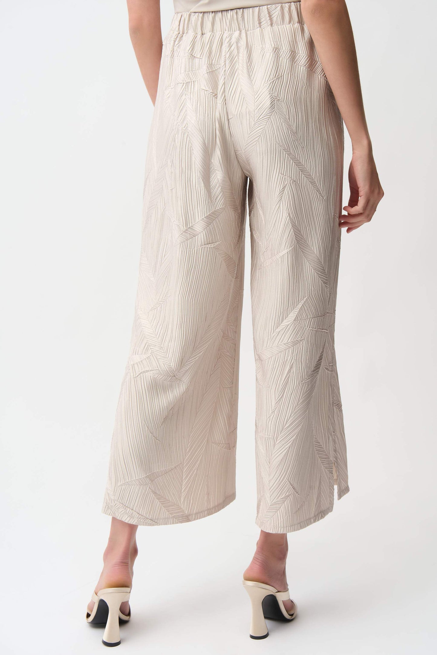 Plissierte Culotte-Hose aus Satin zum Hineinschlüpfen (Perlmutt)