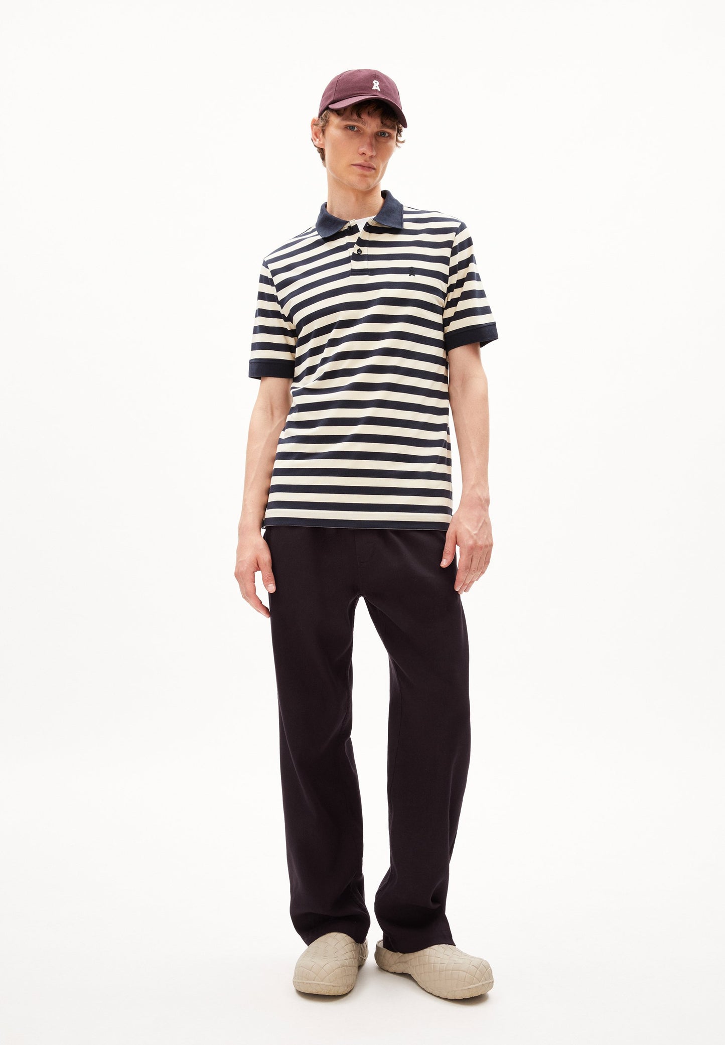 Fibraas Stripes (Night Sky - Oat)