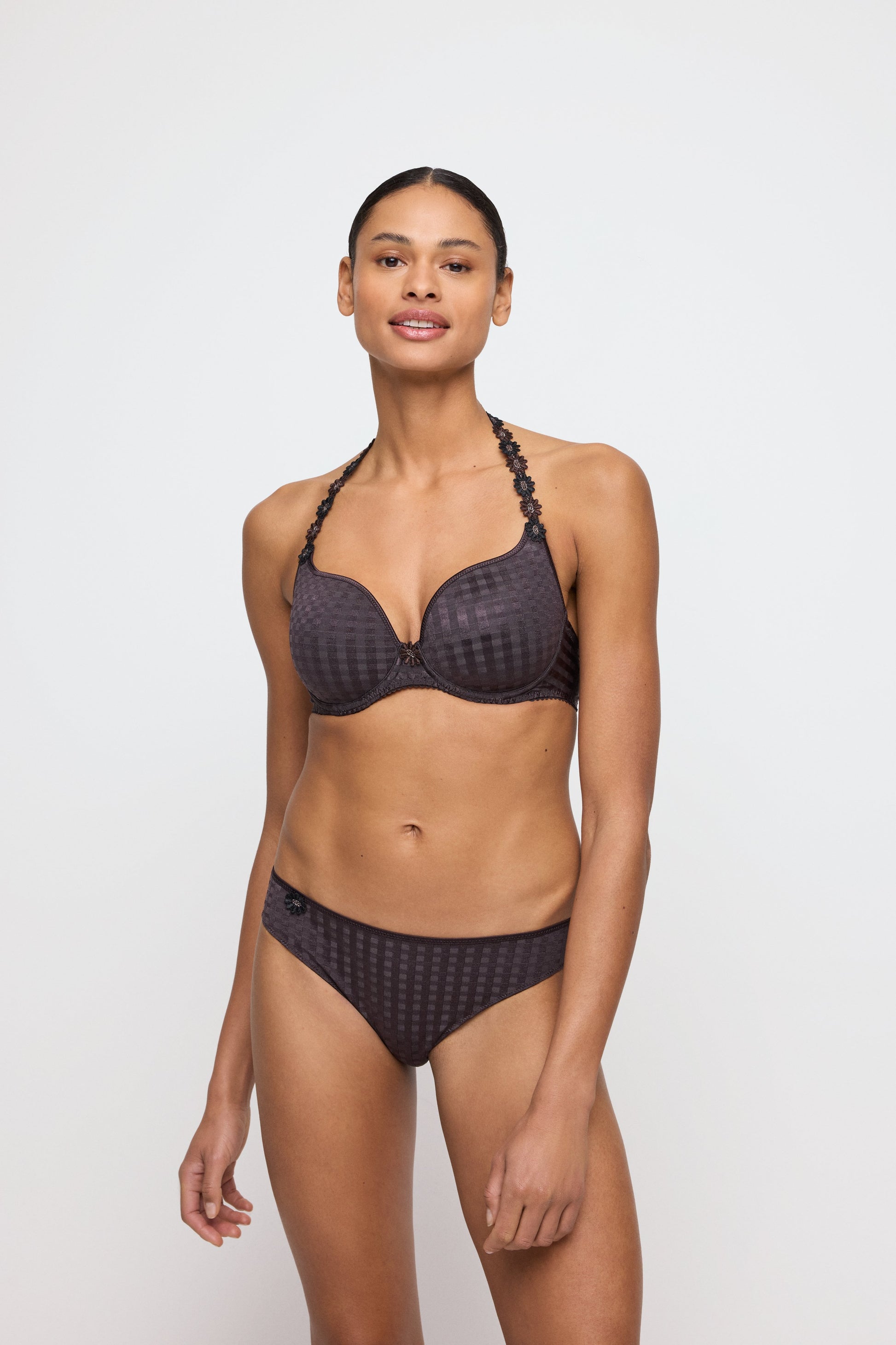 AVERO sweet chocolate Unterlegter BH Herzform (Swc)