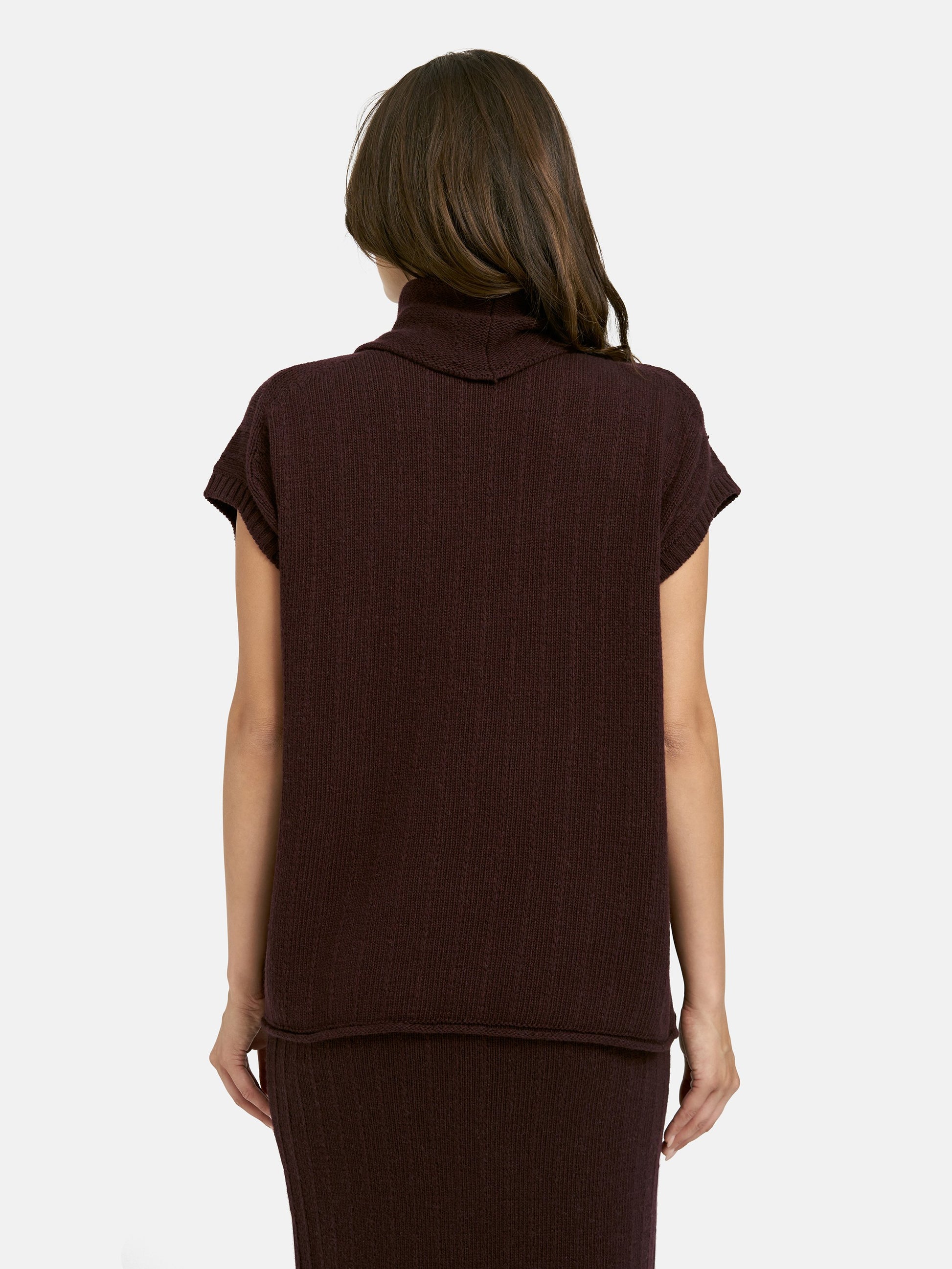 Structure Stripe Slipover (Plum)