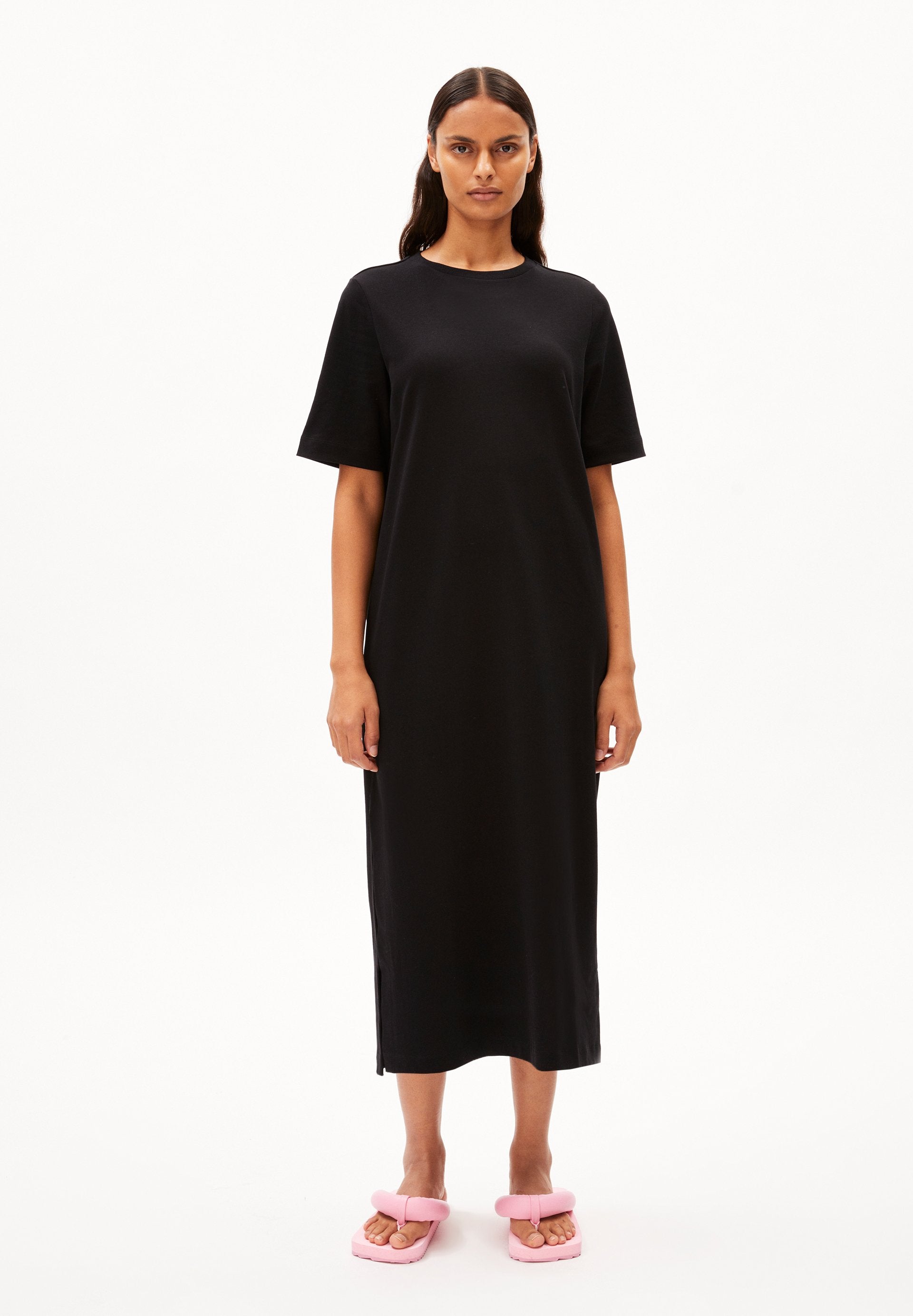 Xelinaa (Black)