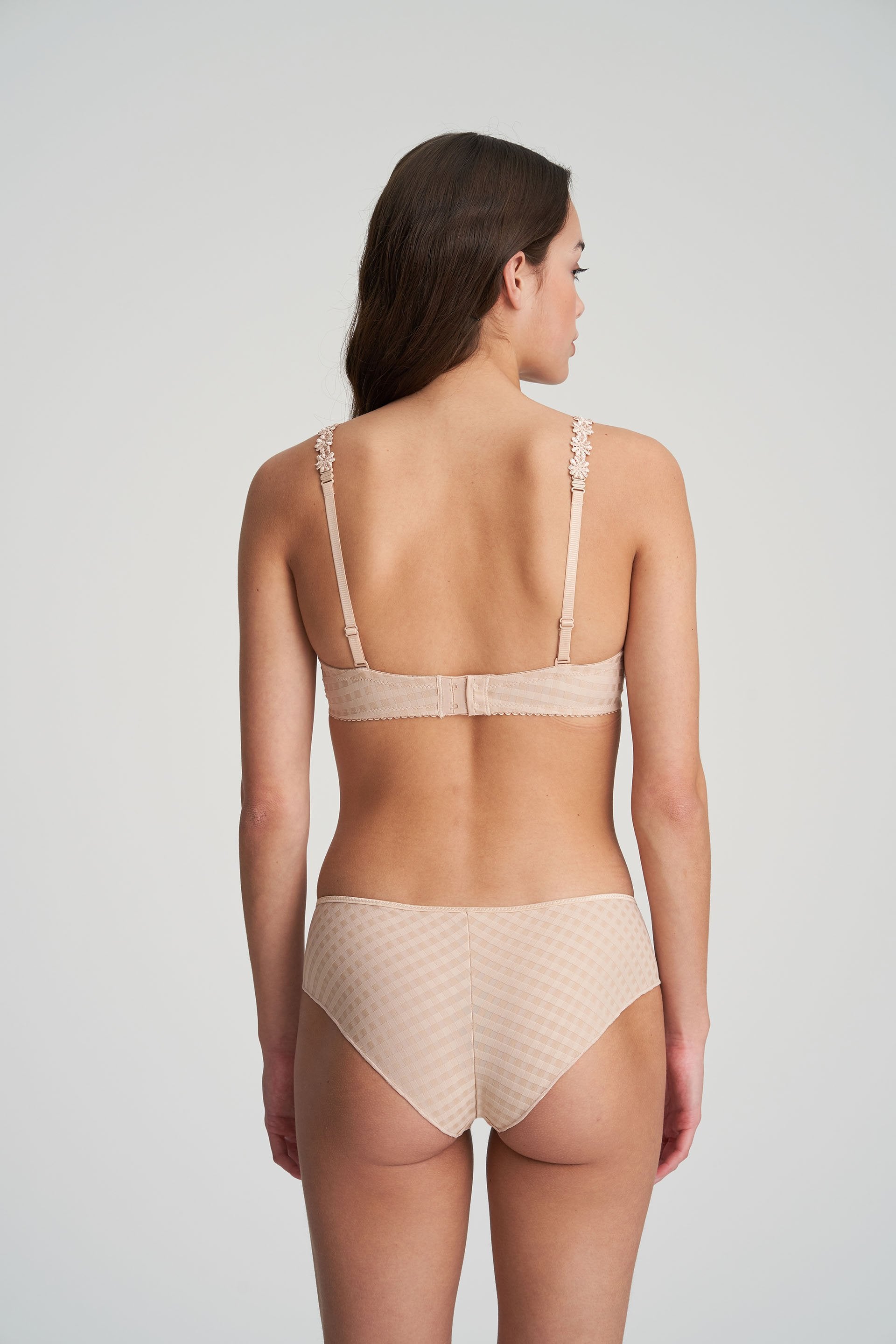 AVERO caffé latte Hotpants (Cal)