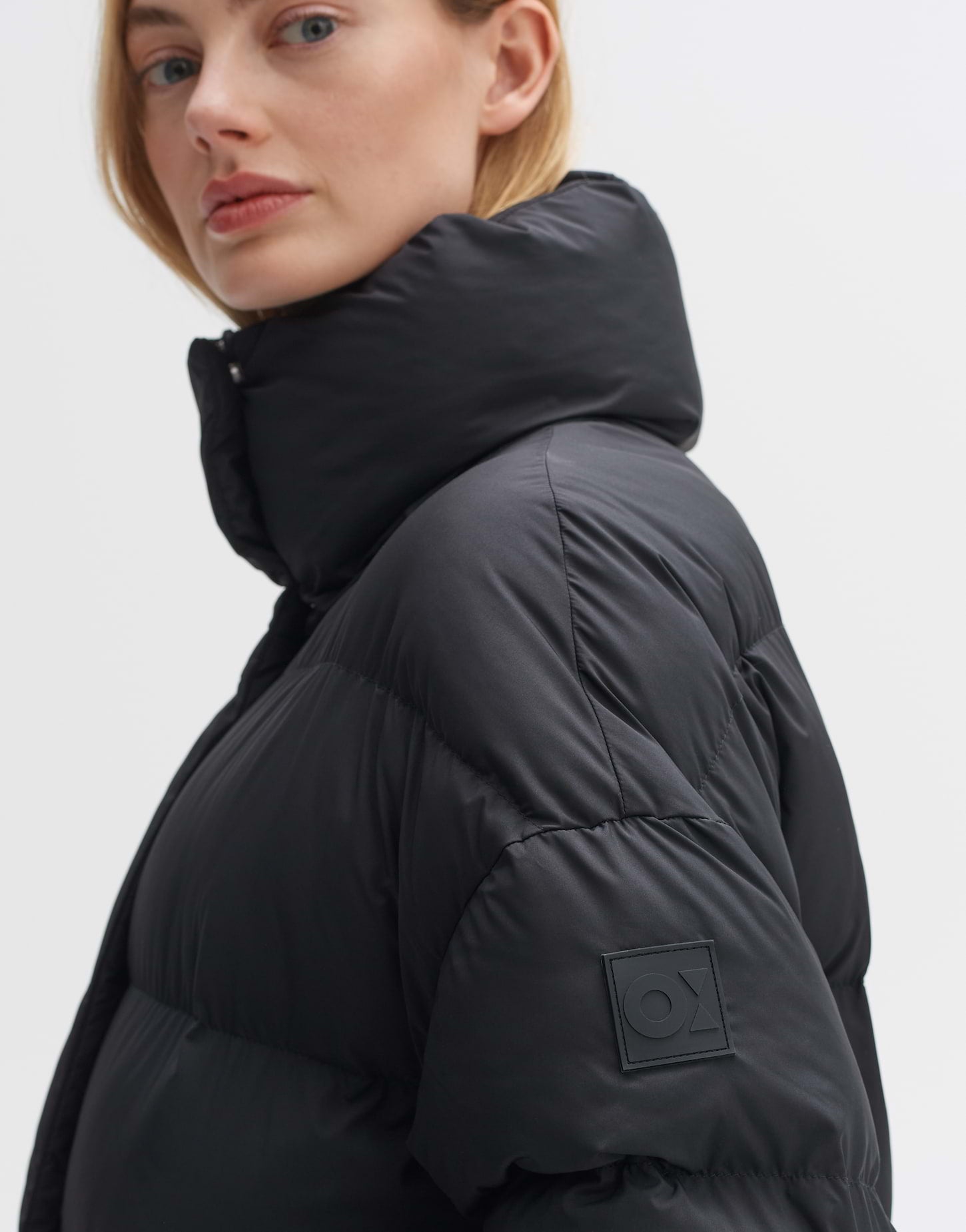 Hileni (Black)