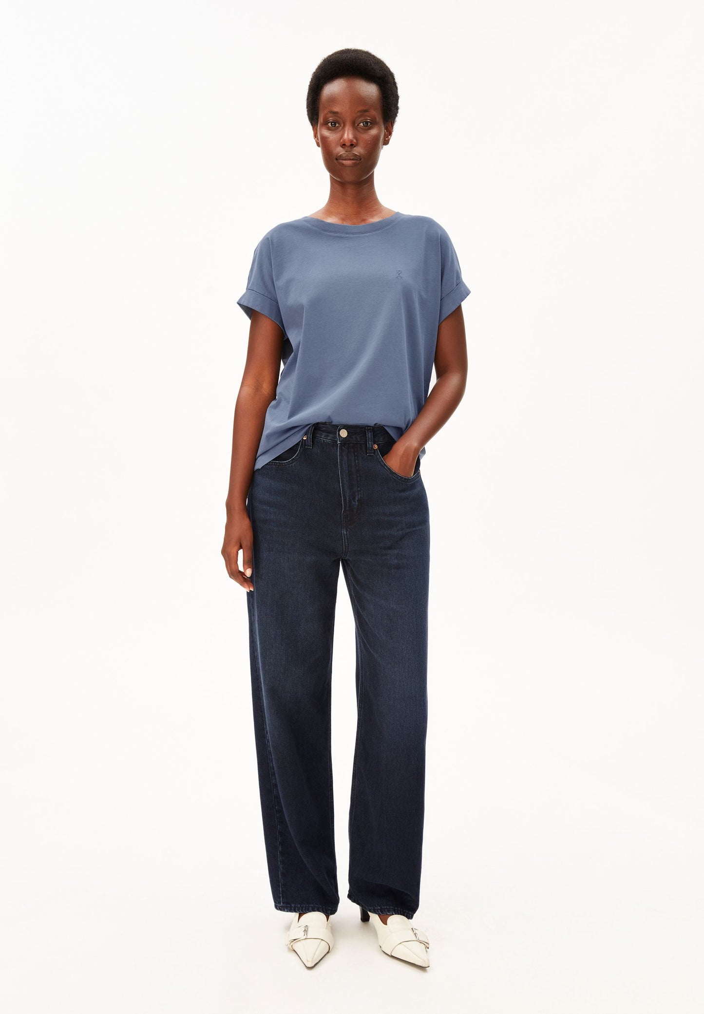 Idaara T-shirt (Dusty Moon)
