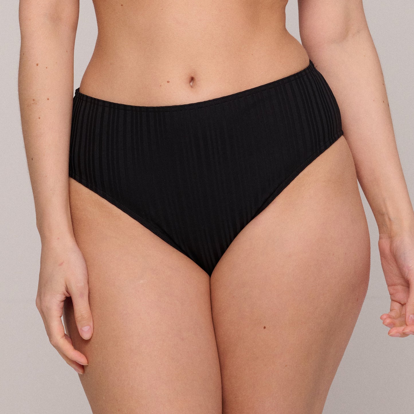 KIRUNA schwarz Bikini Taillenslip (Zwa)