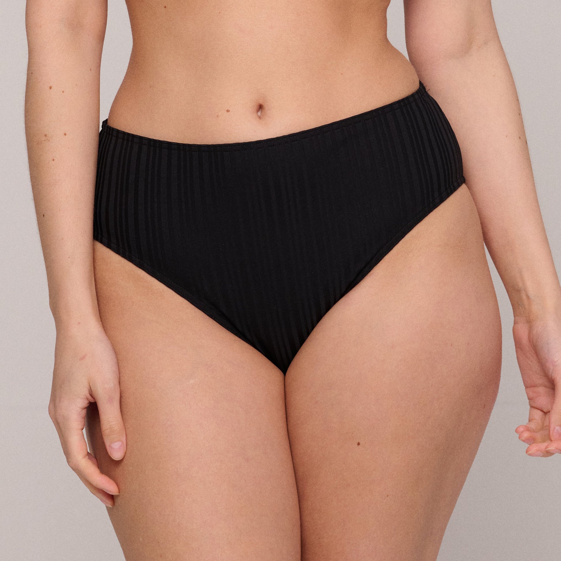 KIRUNA schwarz Bikini Taillenslip (Zwa)
