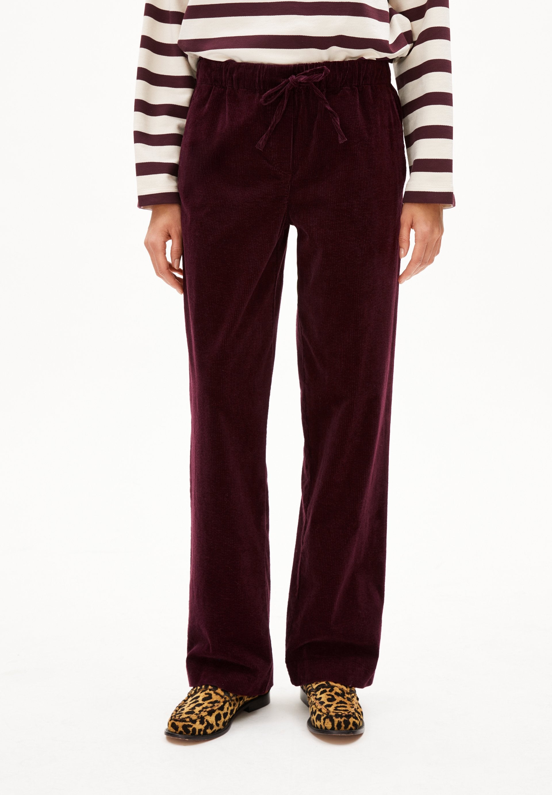 Jaimilaa Corduroy (Dark Cranberry)