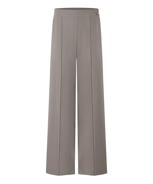 Ava (Sycamore Green)