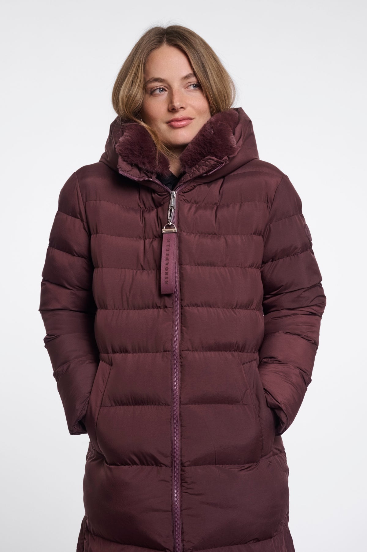 Hudson.7002612 (Fudge Cloak)