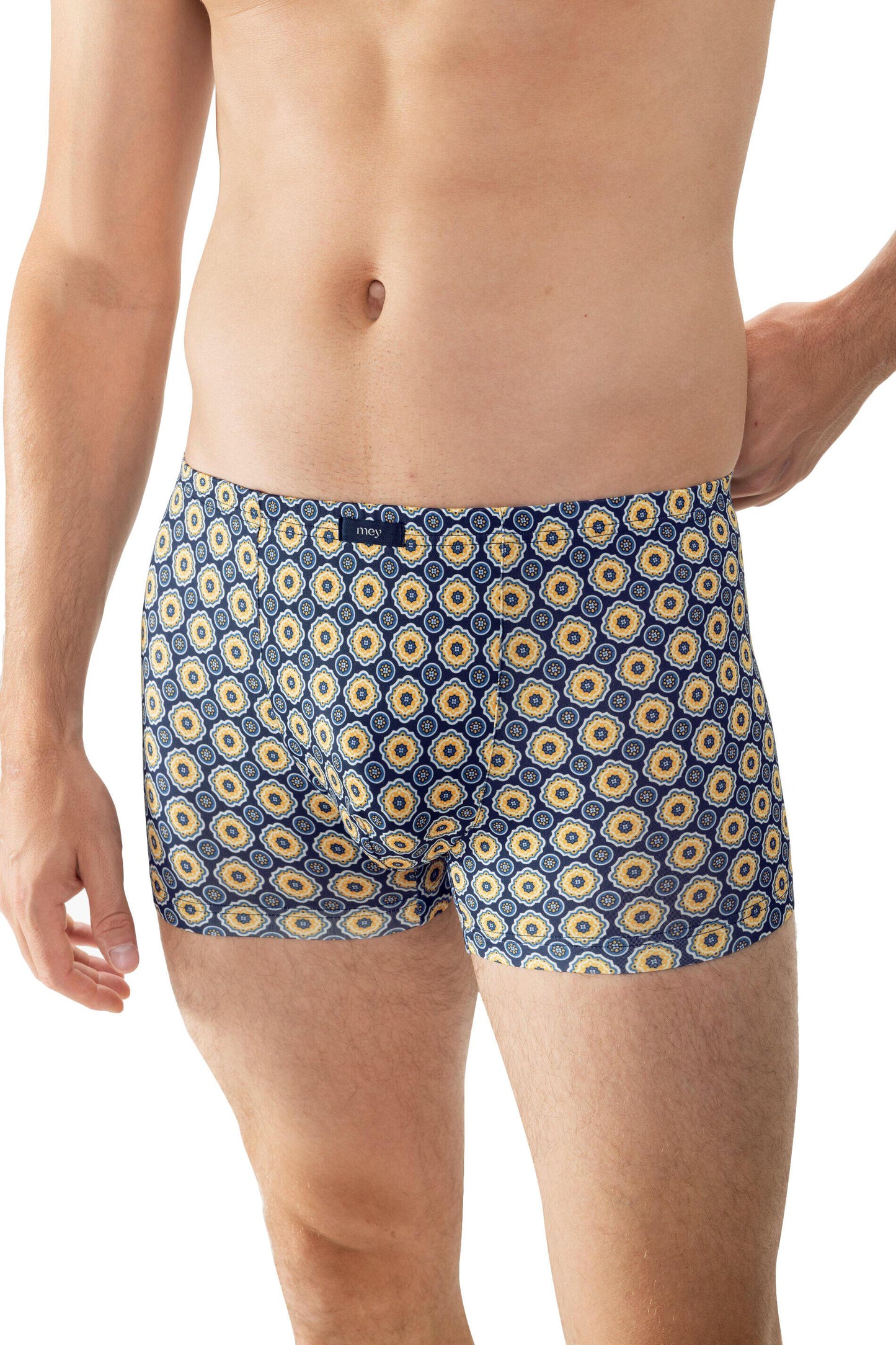 Shorty (Pale Sun)