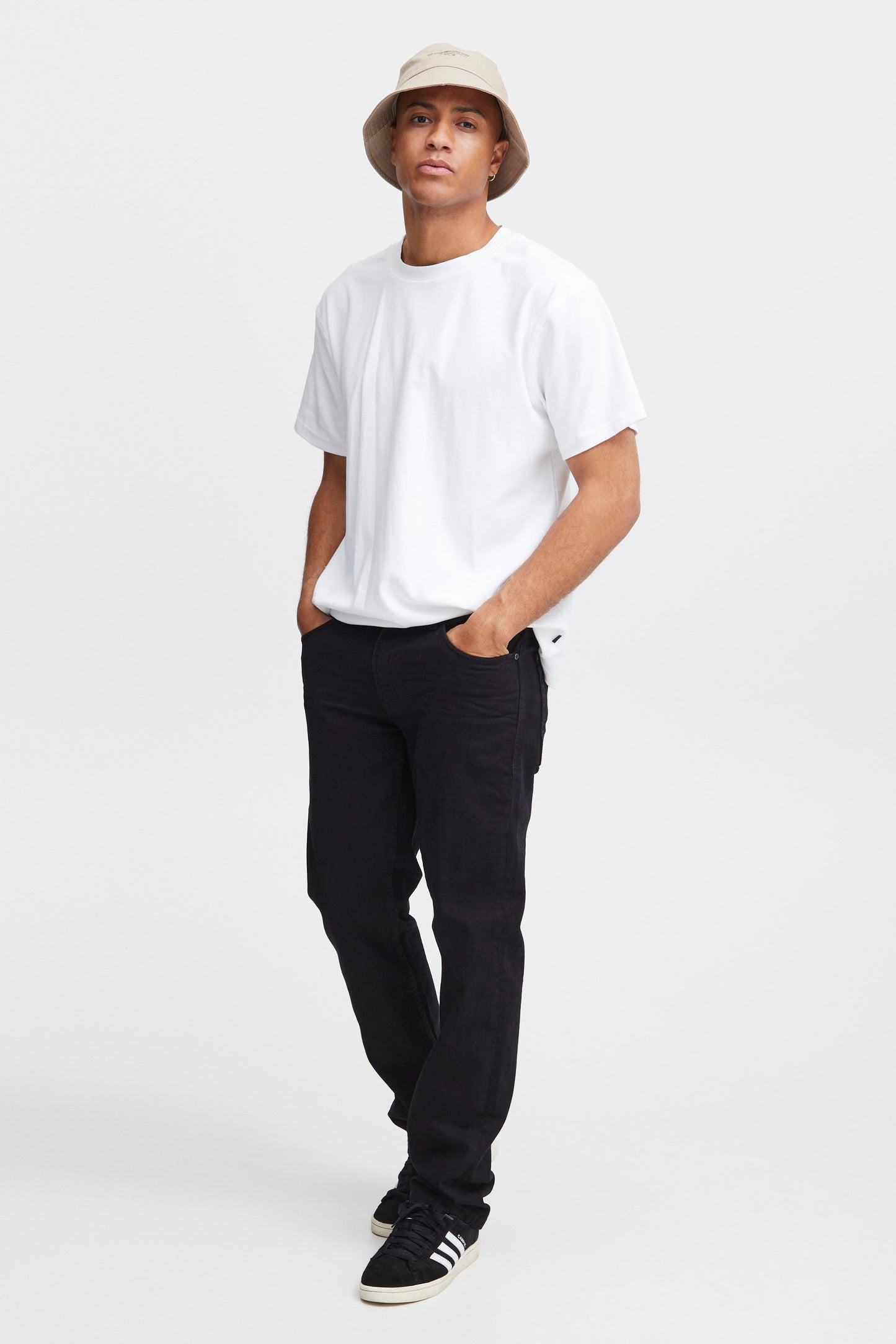 Bhrock Reg 0069 Noos (Black)