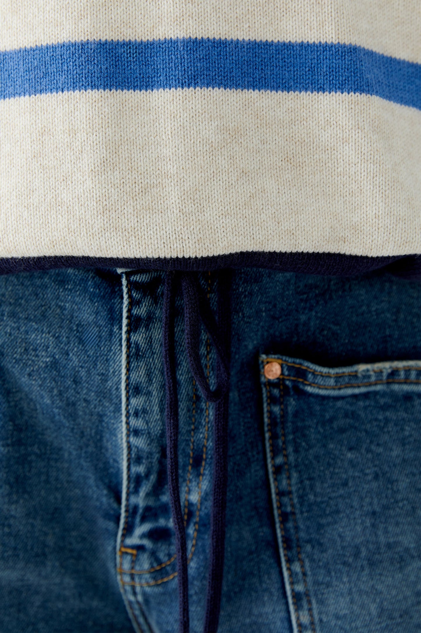 Pullover (Offwhite Blue)