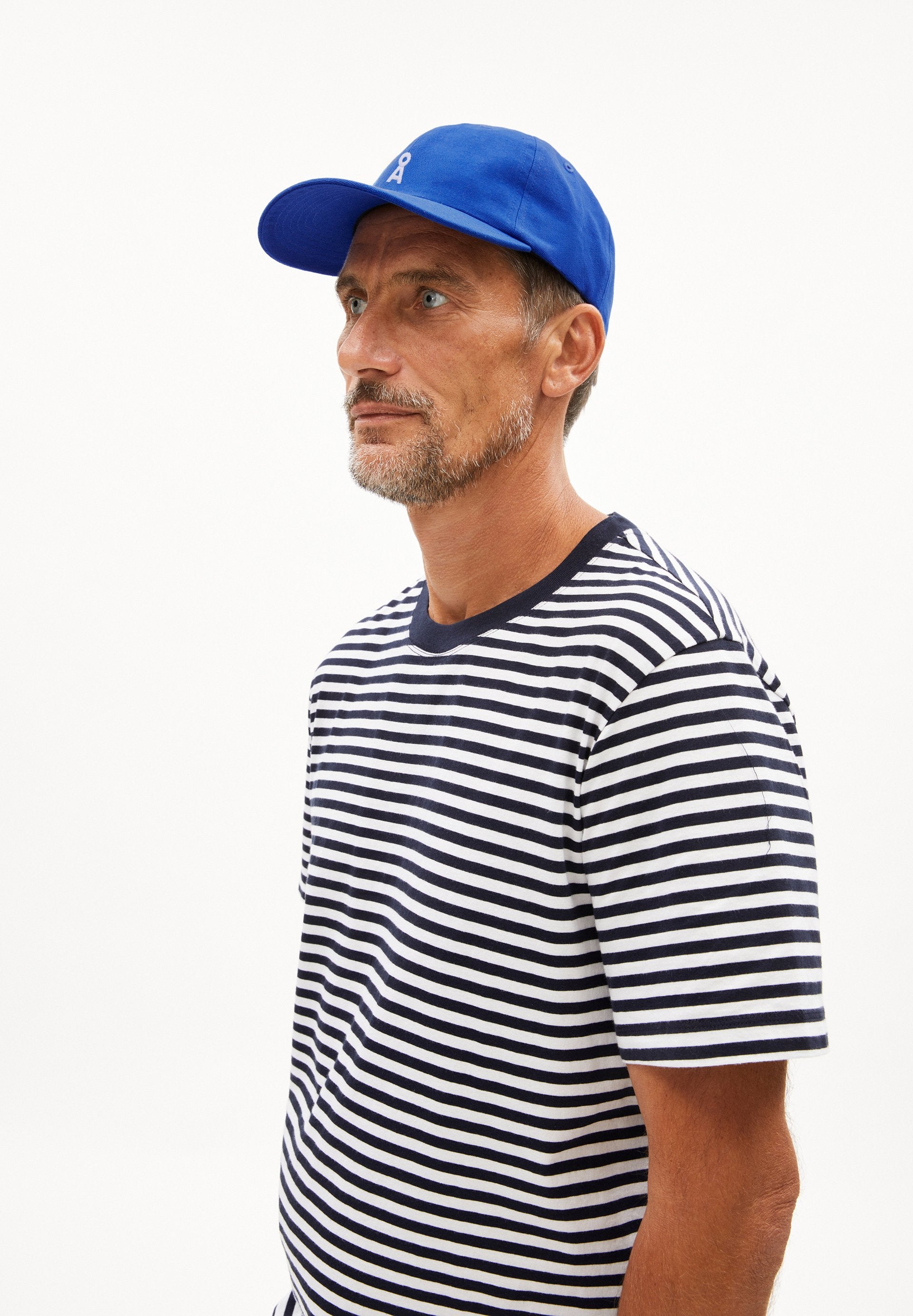 Maarkos Stripes (Night Sky-white)