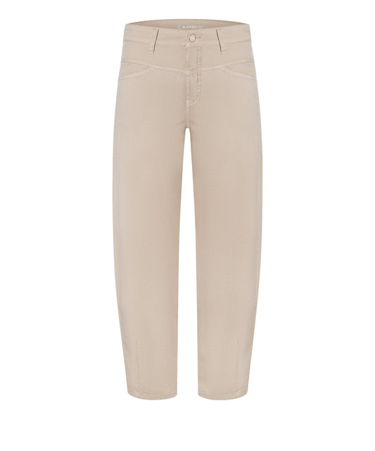 Elin (Peanut Creme)