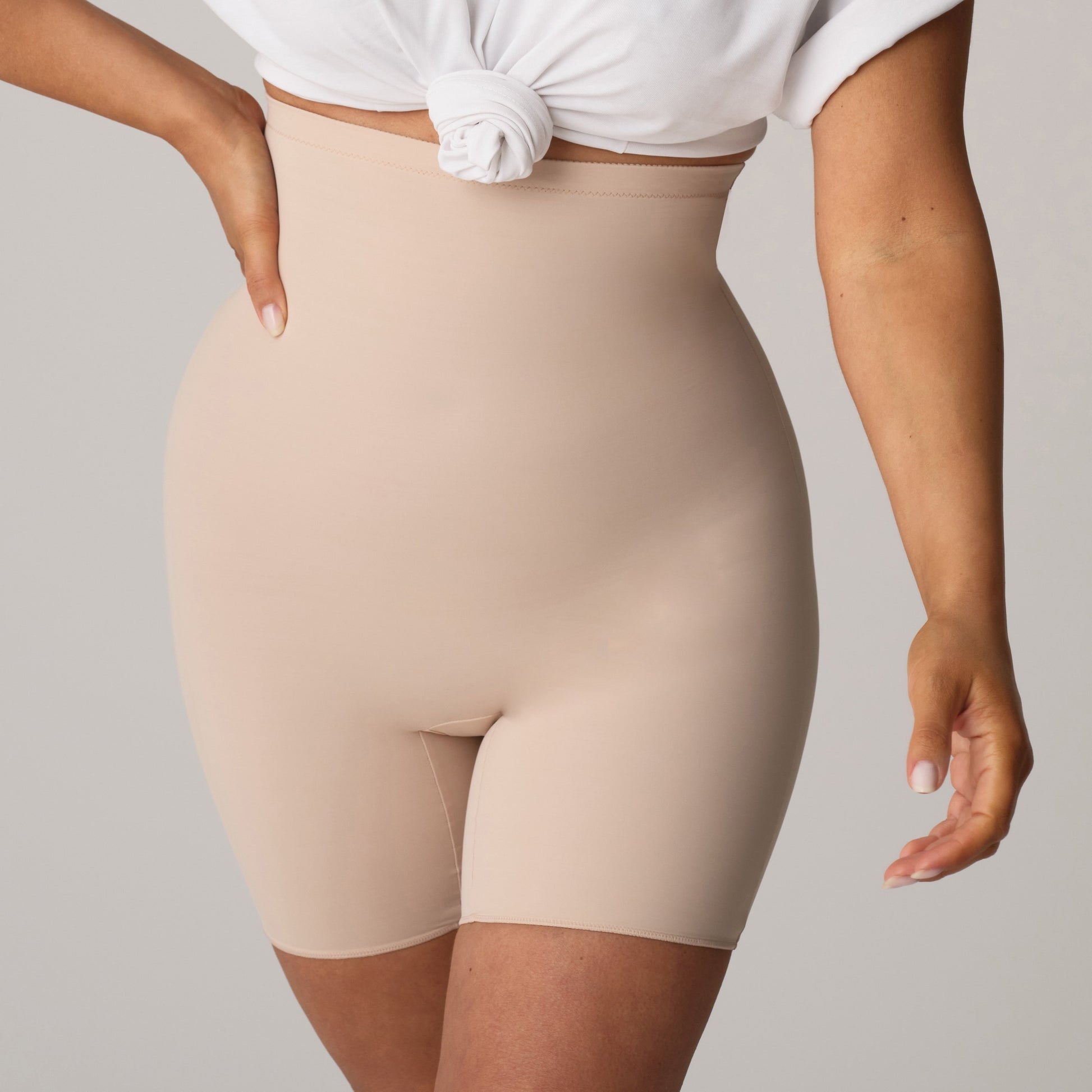 PERLE caffé latte Shapewear Bodyshaper mit Bein (Cal)