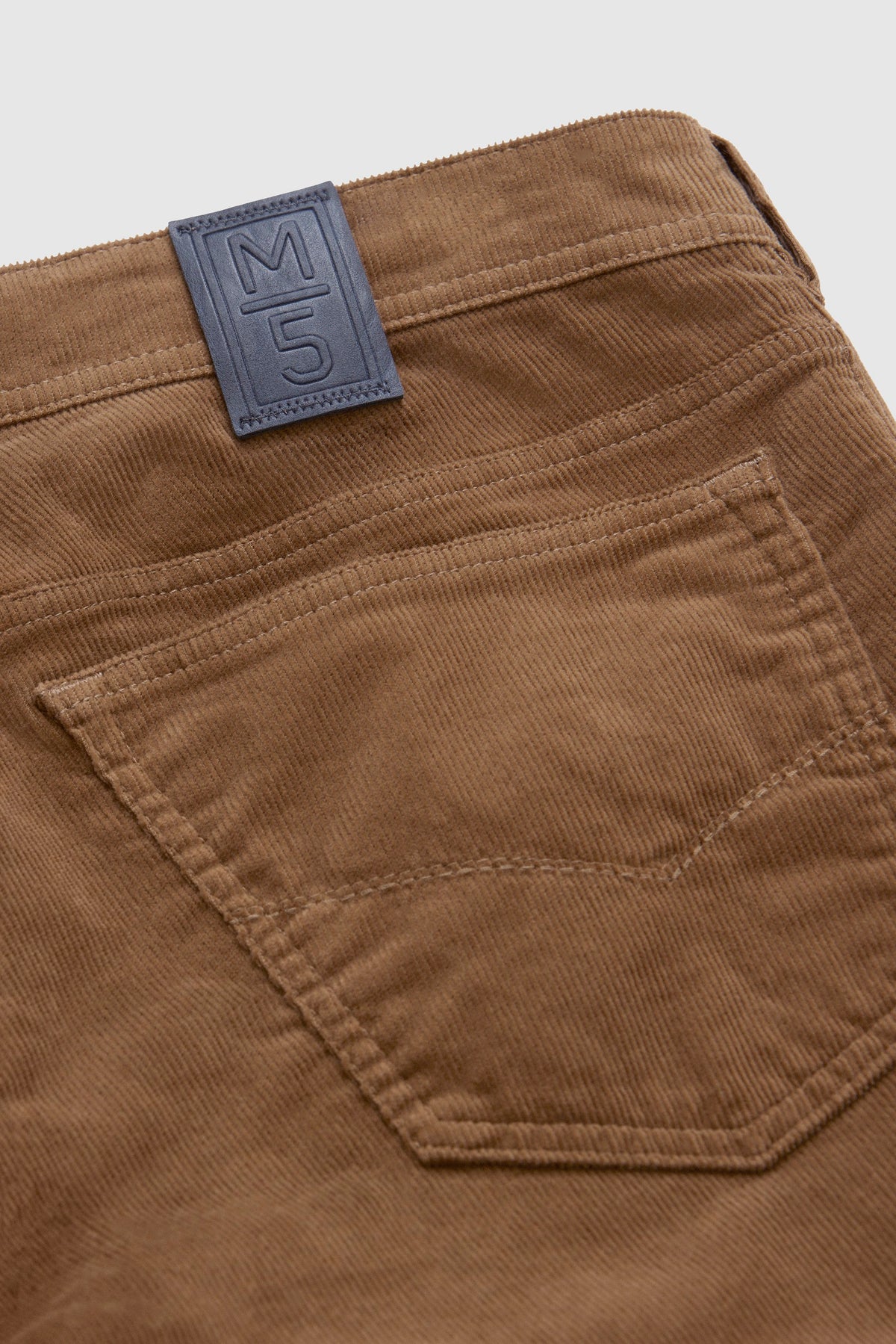 M5 Six 2-6599 (Camel)