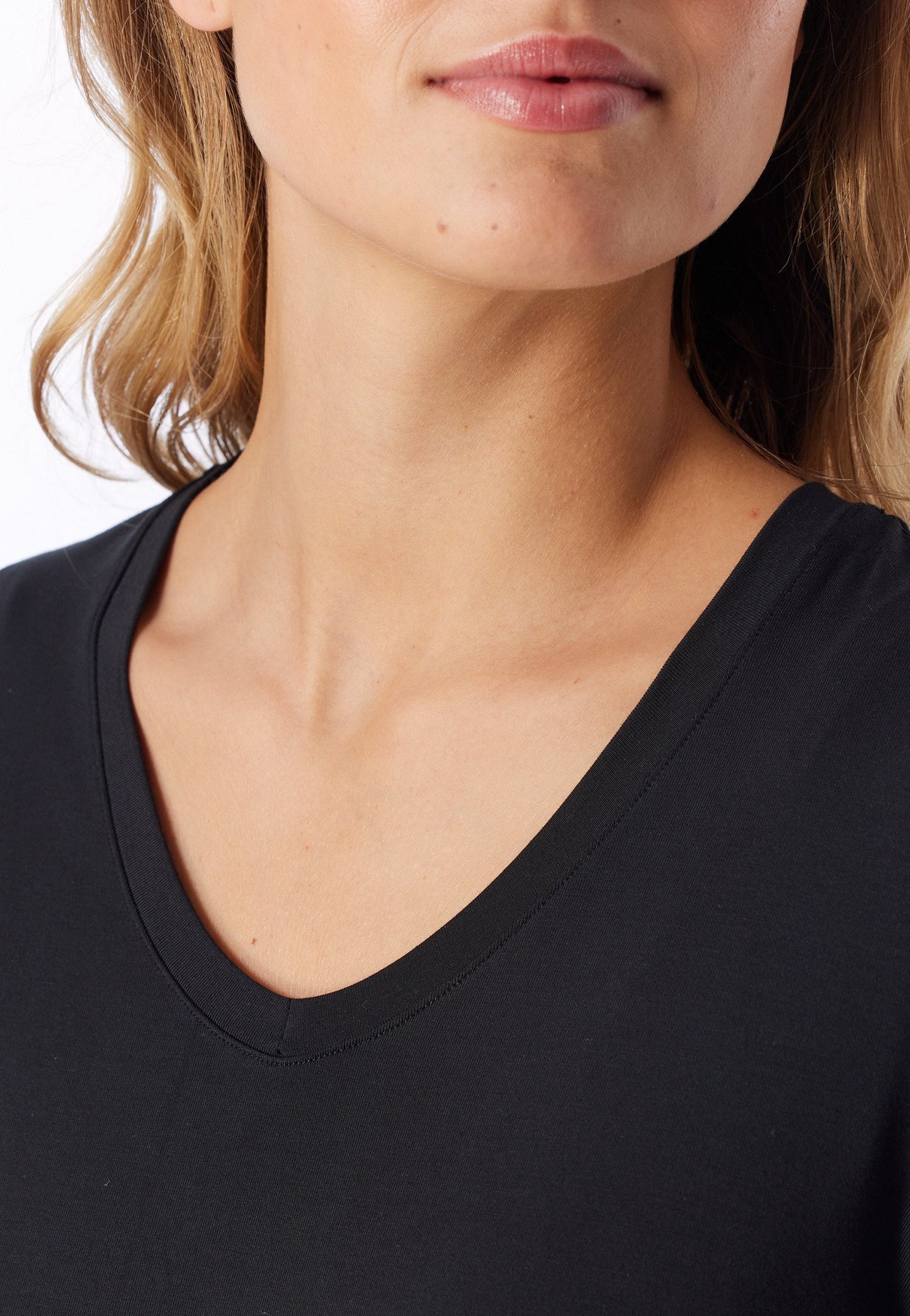 T-Shirt V-Ausschnitt (Schwarz)