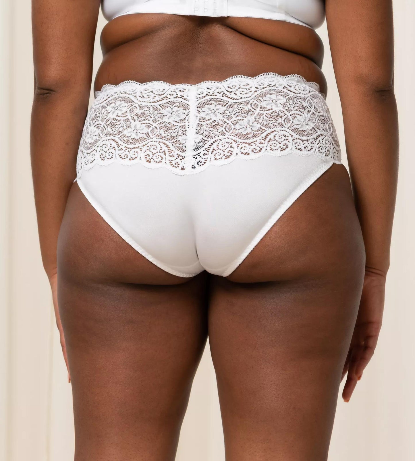 Amourette 300 Maxi X (White)