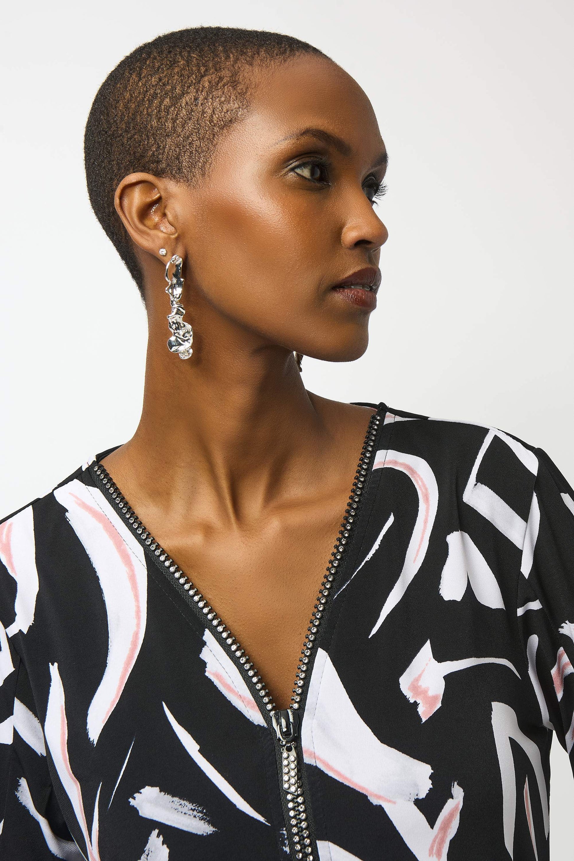 Ausgestellte, bedruckte Tunika aus feinem Jersey (Schwarz/multi)