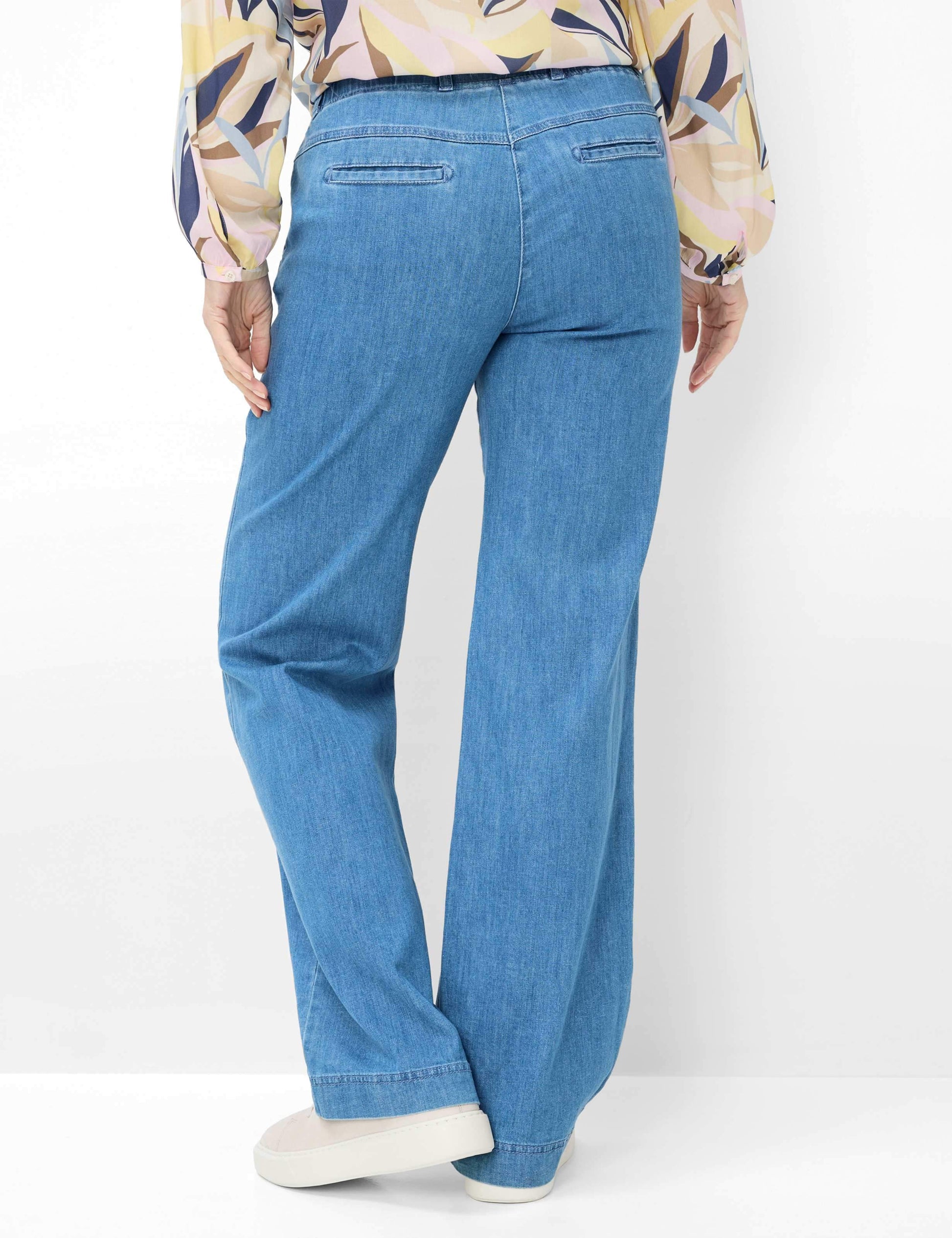 Style Pam Flared (Bleached)