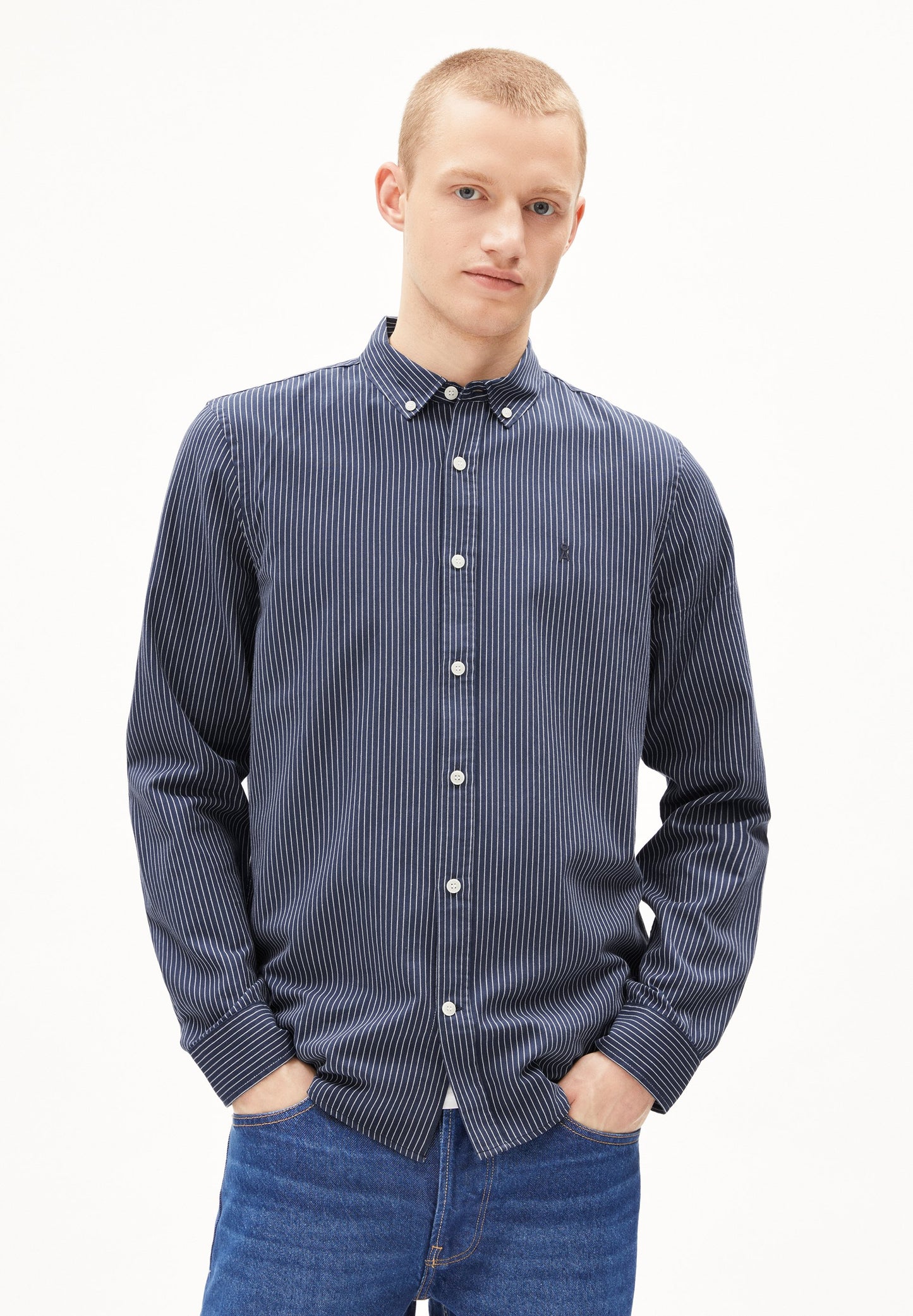 Quaasa Stripes (Night Sky-white)