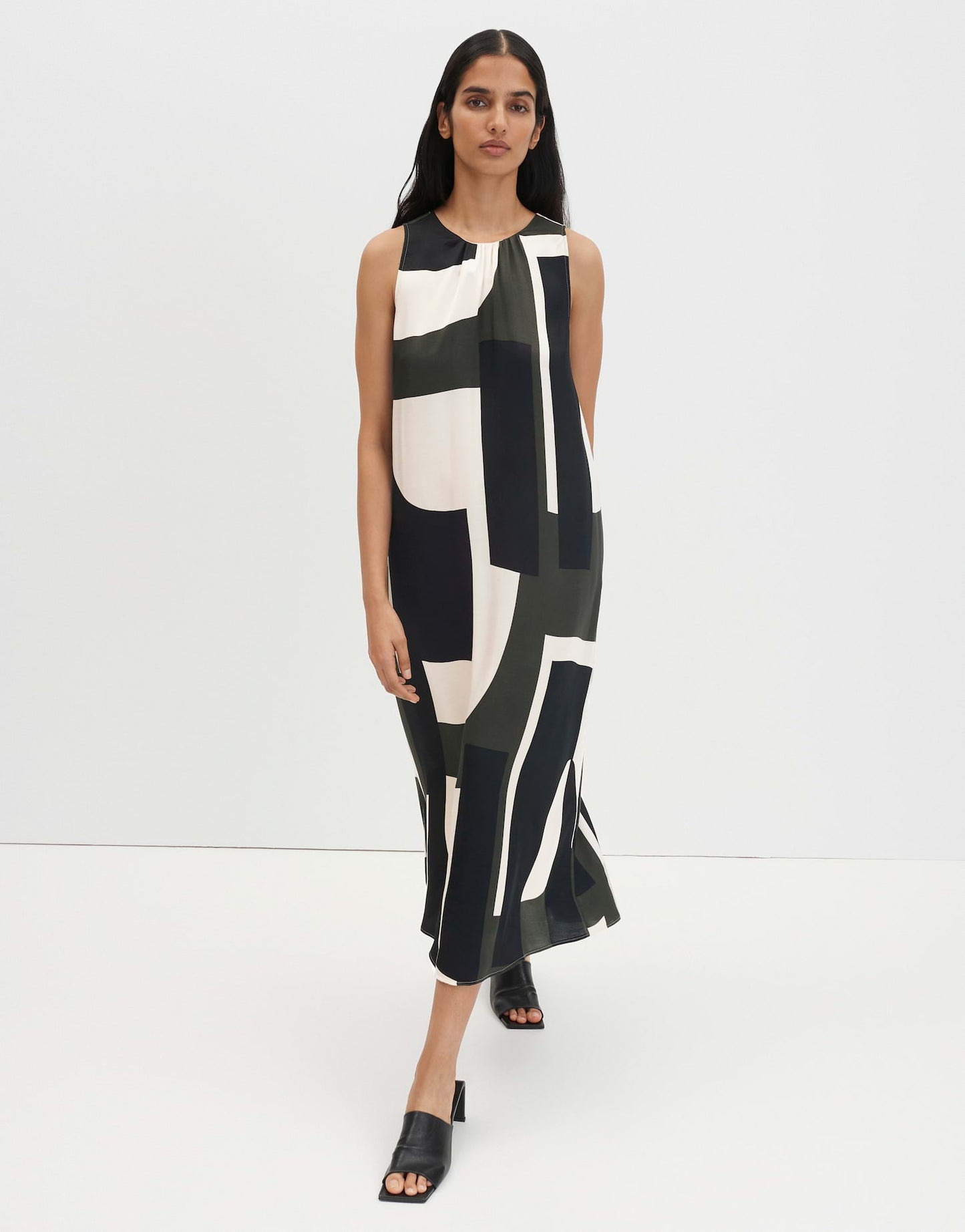 Quileena (Midnight Olive)