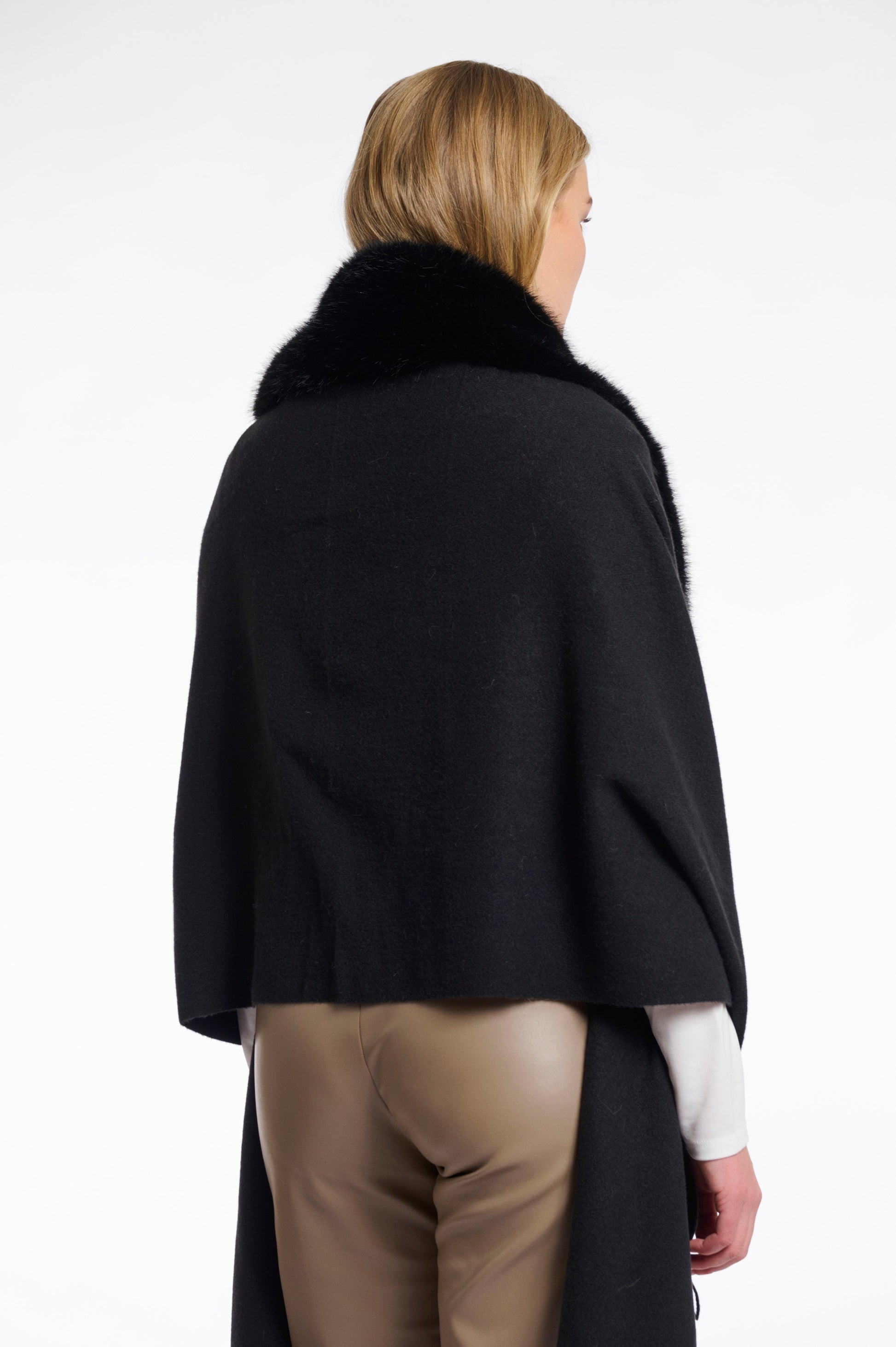 Wendy.7002511 (Black)