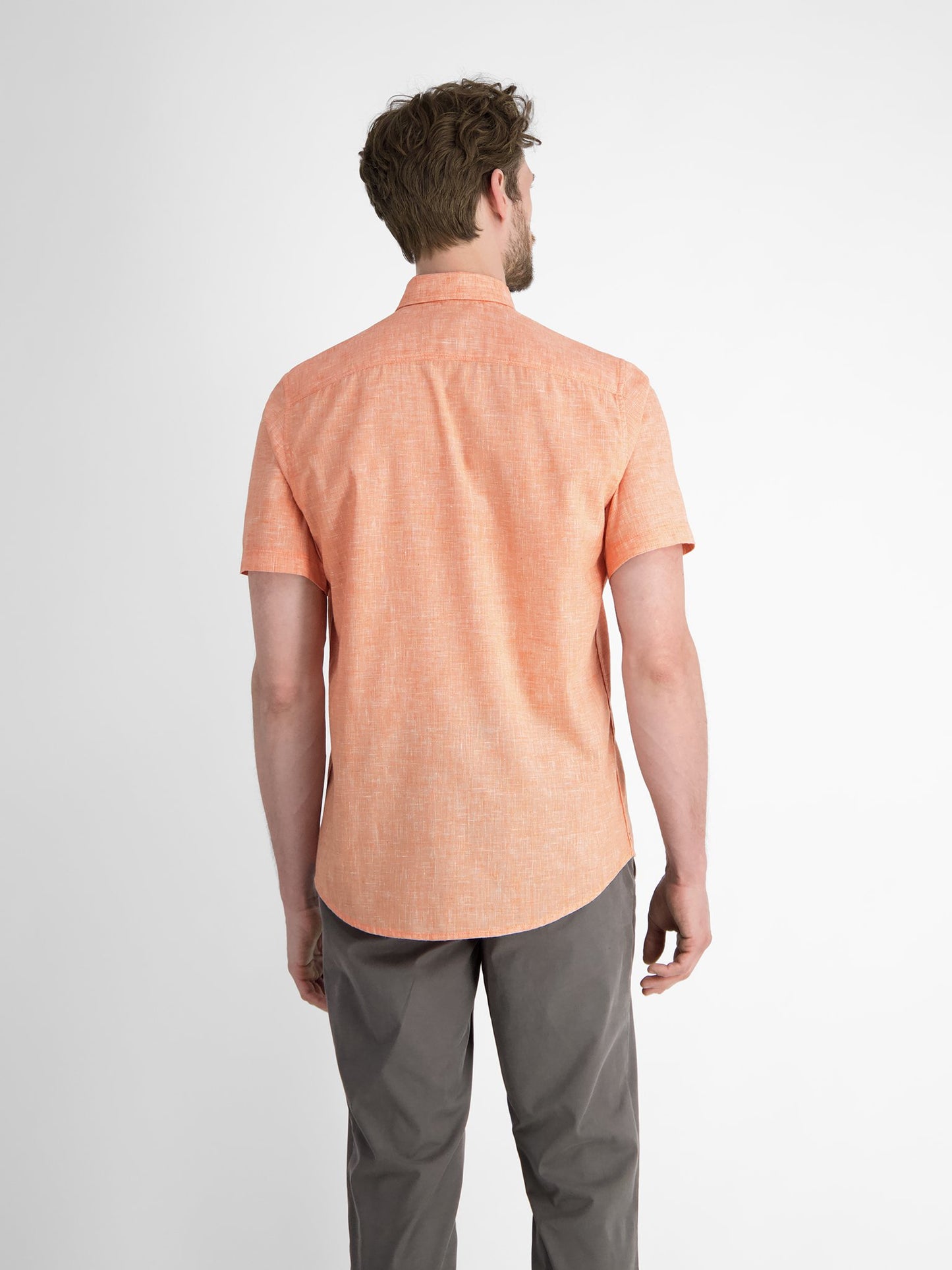 Button Down (Pale Papaya)