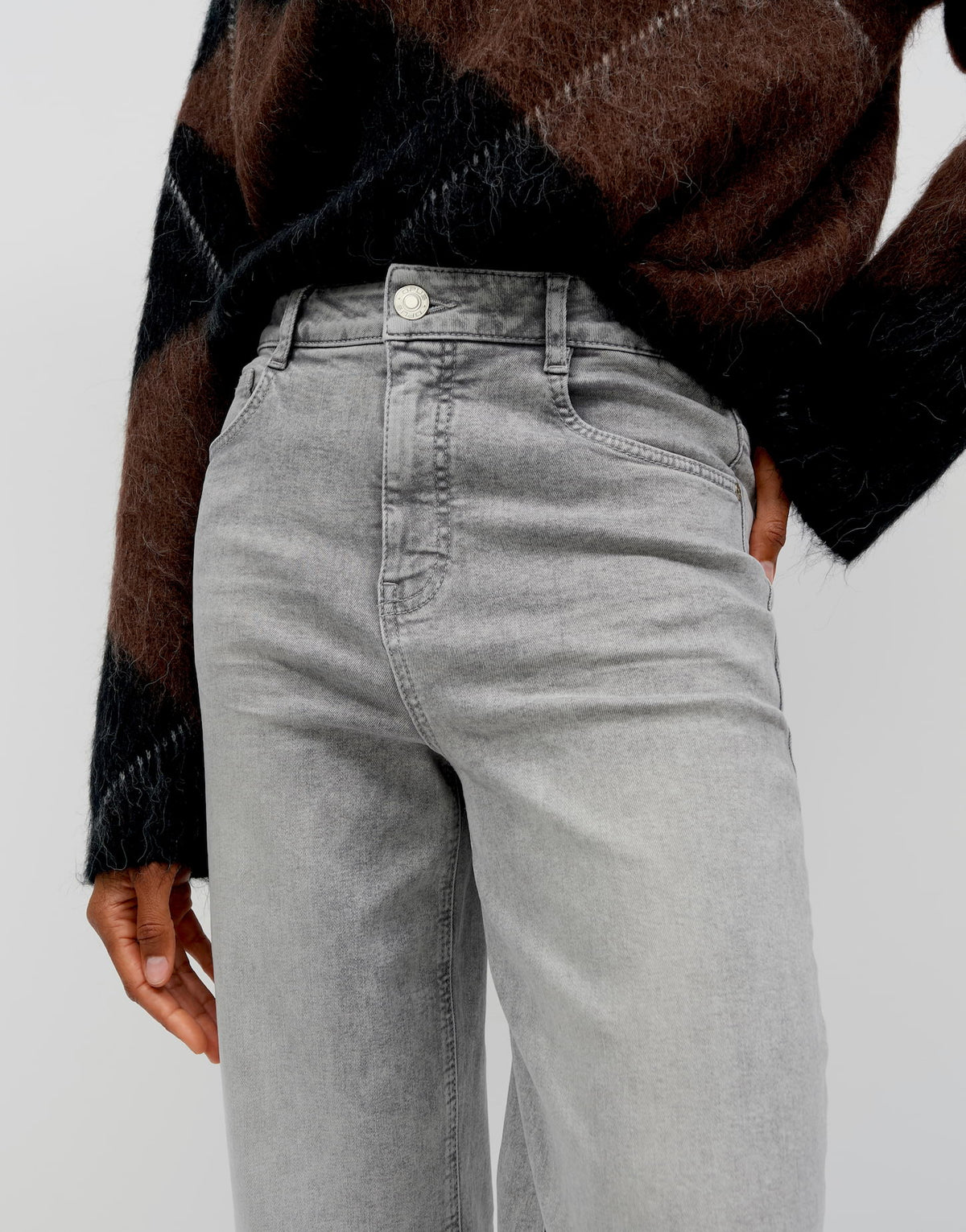 Maxie (Light Grey)